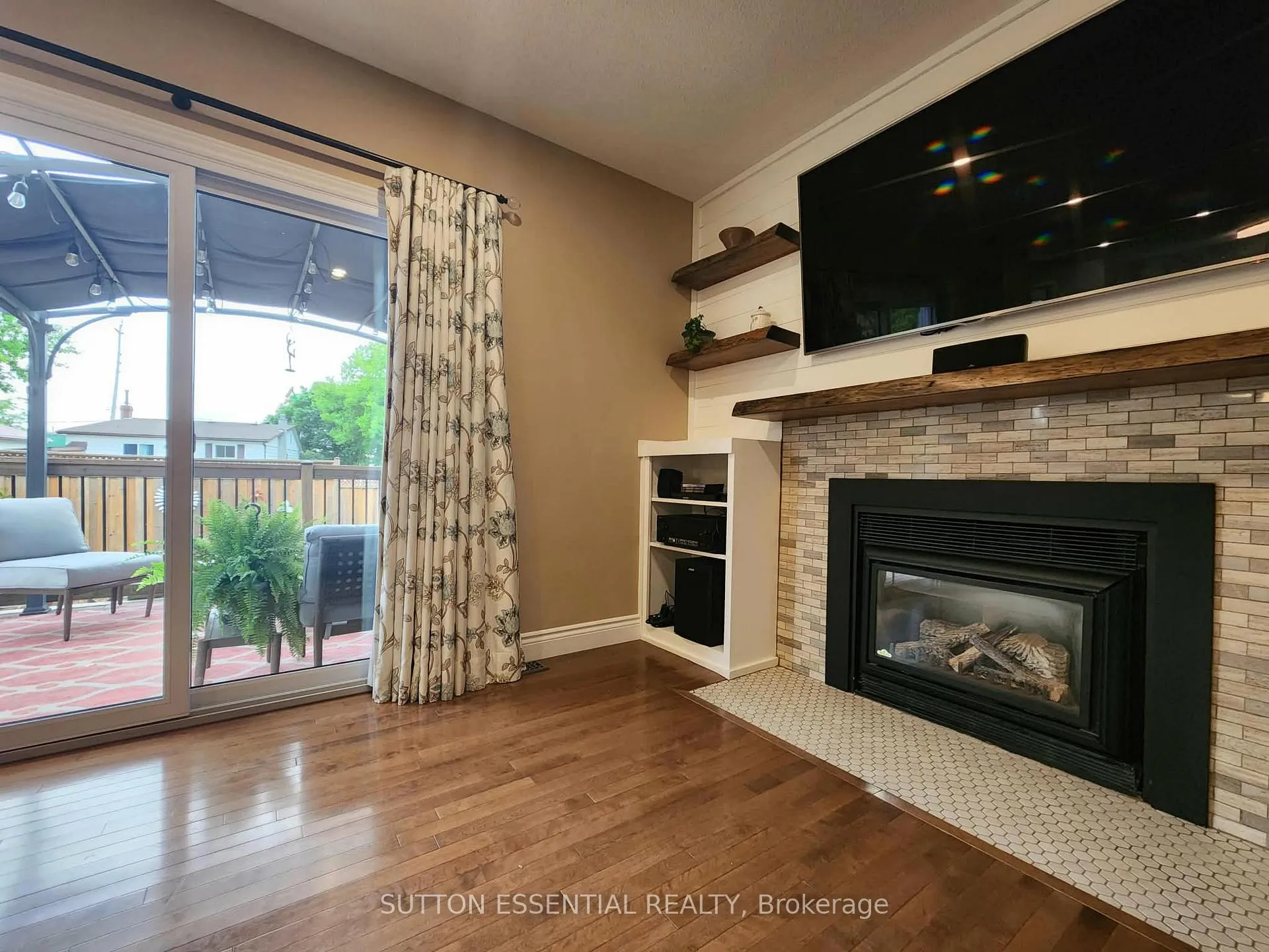 Photo 23 of 136 Margaret Place, Brockville — HOMEH