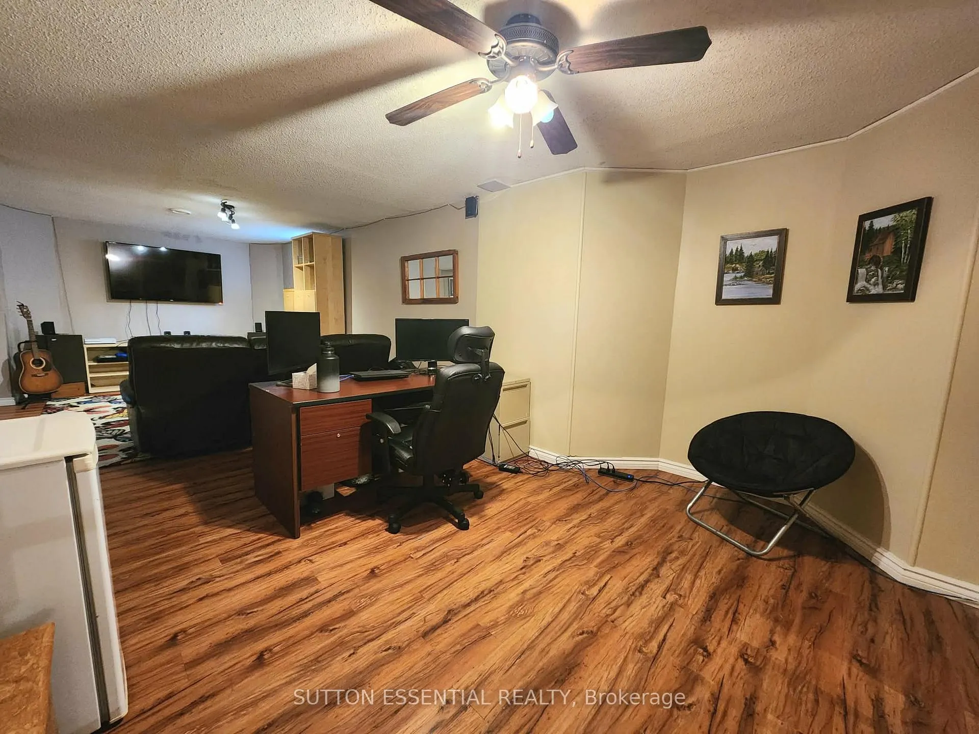 Photo 40 of 136 Margaret Place, Brockville — HOMEH
