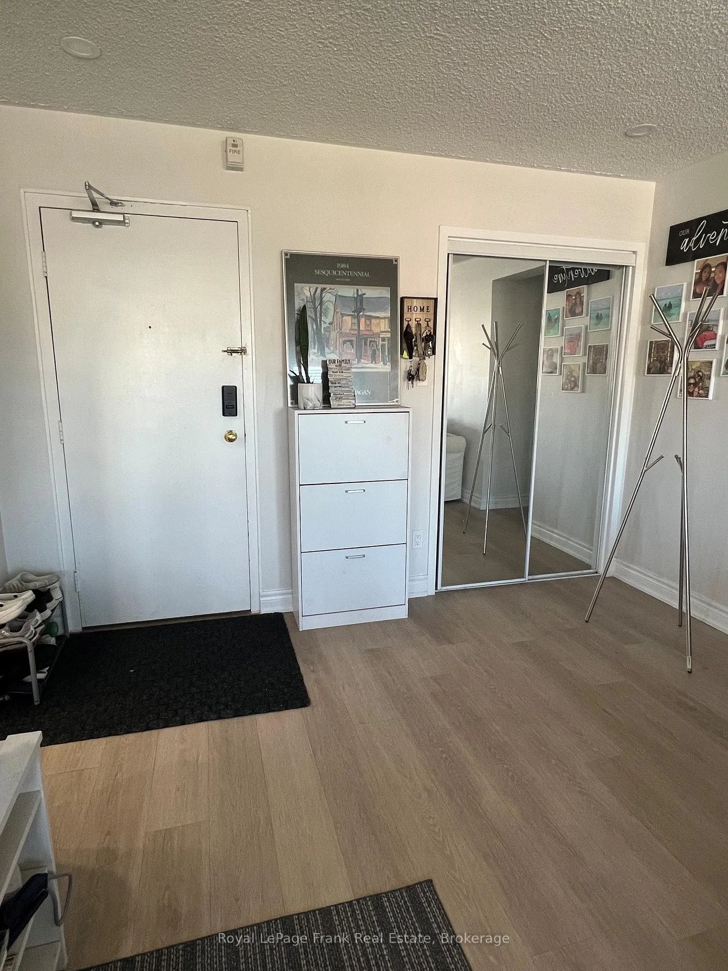 Photo 12 of Unit 409, 131 Taunton Road E, Oshawa, Centennial — HOMEH
