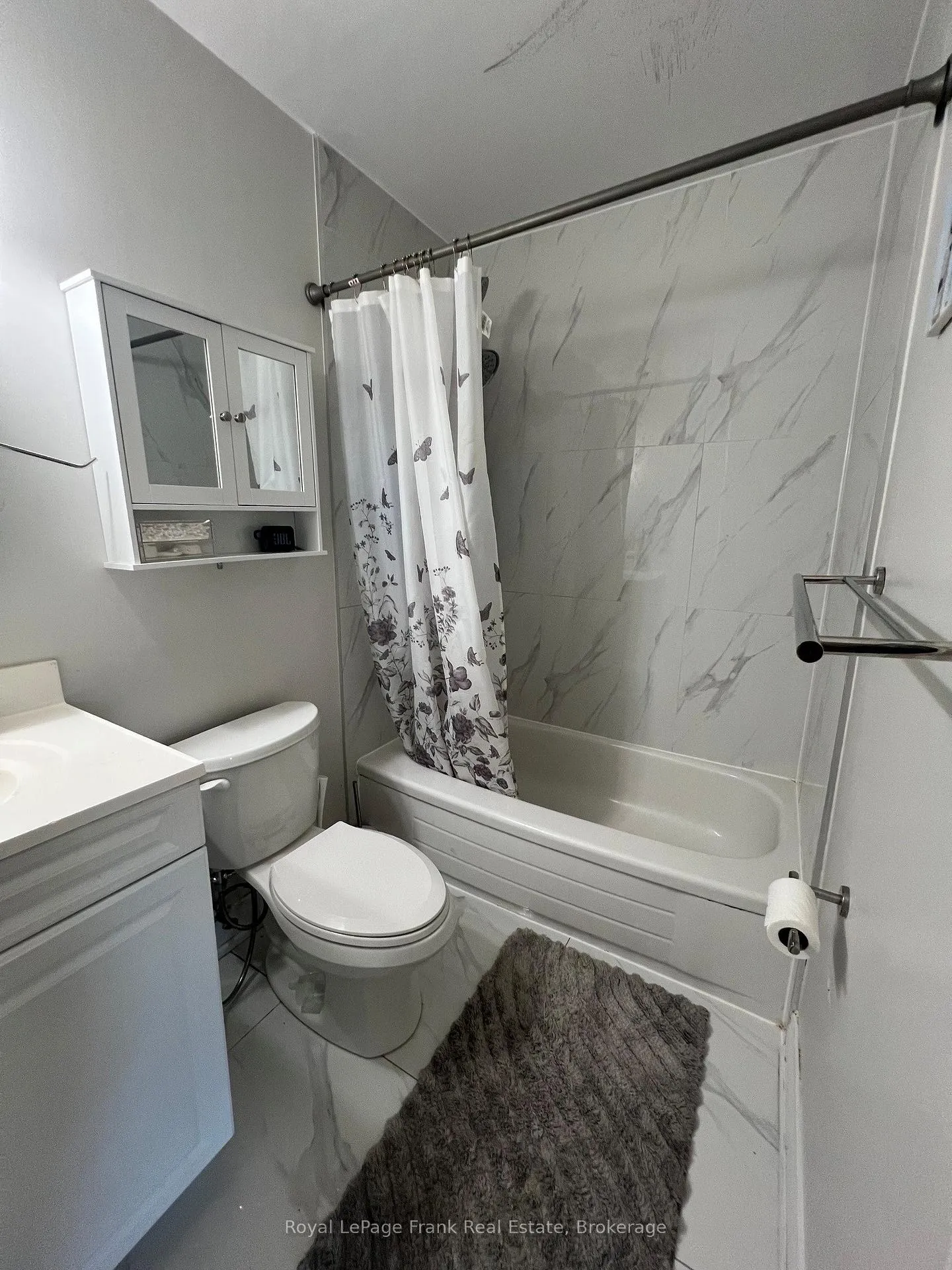 Photo 16 of Unit 409, 131 Taunton Road E, Oshawa, Centennial — HOMEH