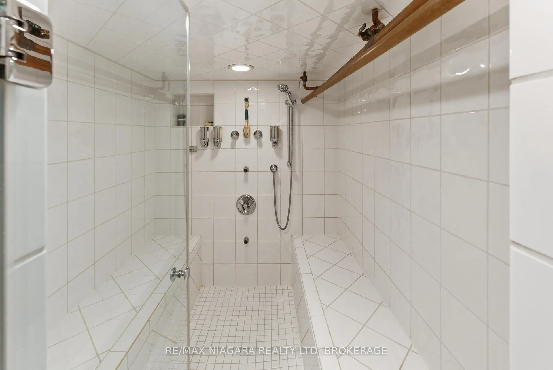 Photo 26 of 8 Giles Crescent, Pelham, Fonthill — HOMEH