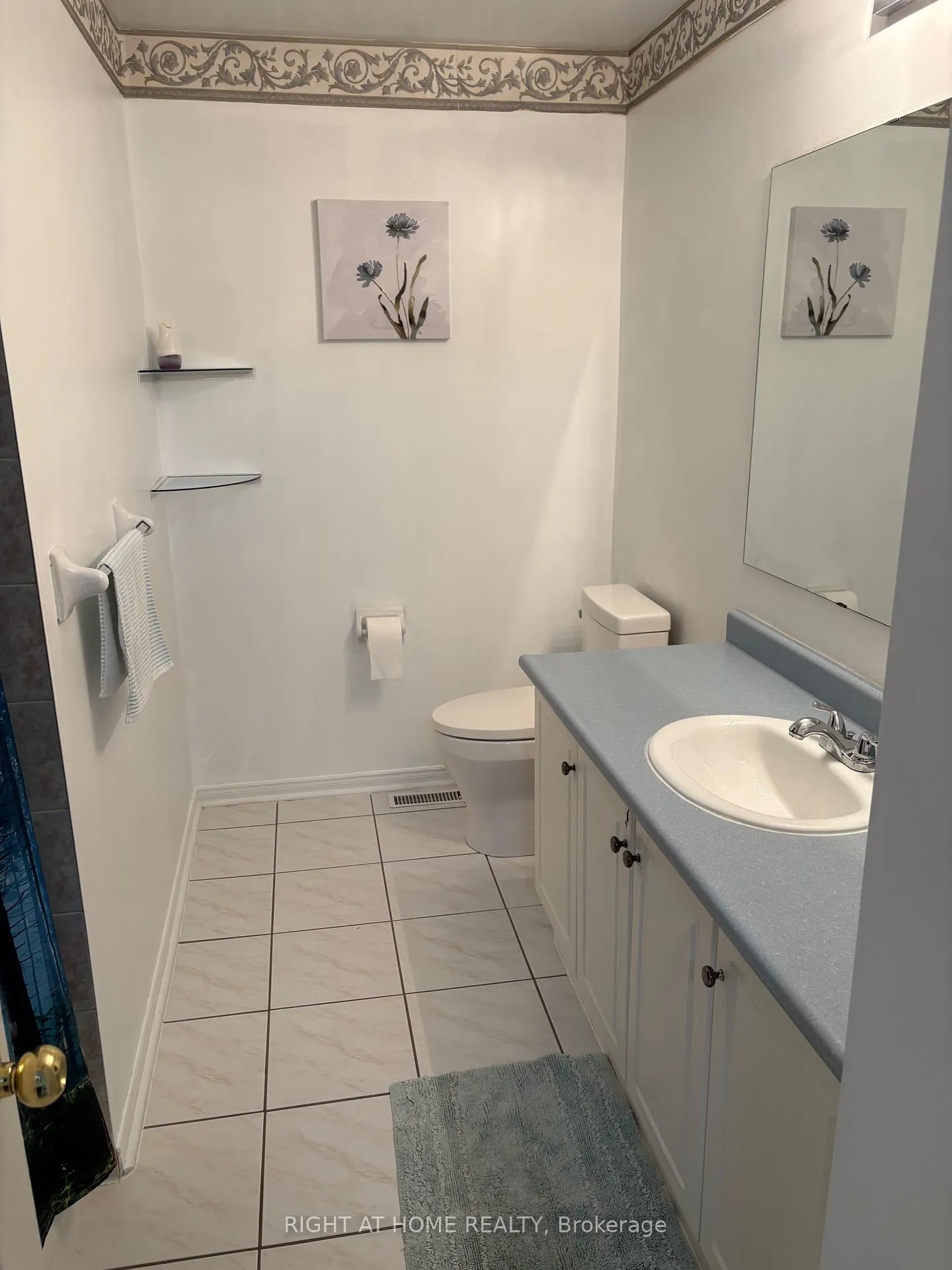 Photo 19 of 40 Vogue Street, Markham, Rouge River Estates — HOMEH