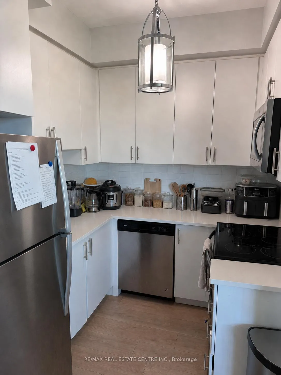 Photo 10 of Unit 902, 65 Yorkland Boulevard, Brampton, Goreway Drive Corridor — HOMEH