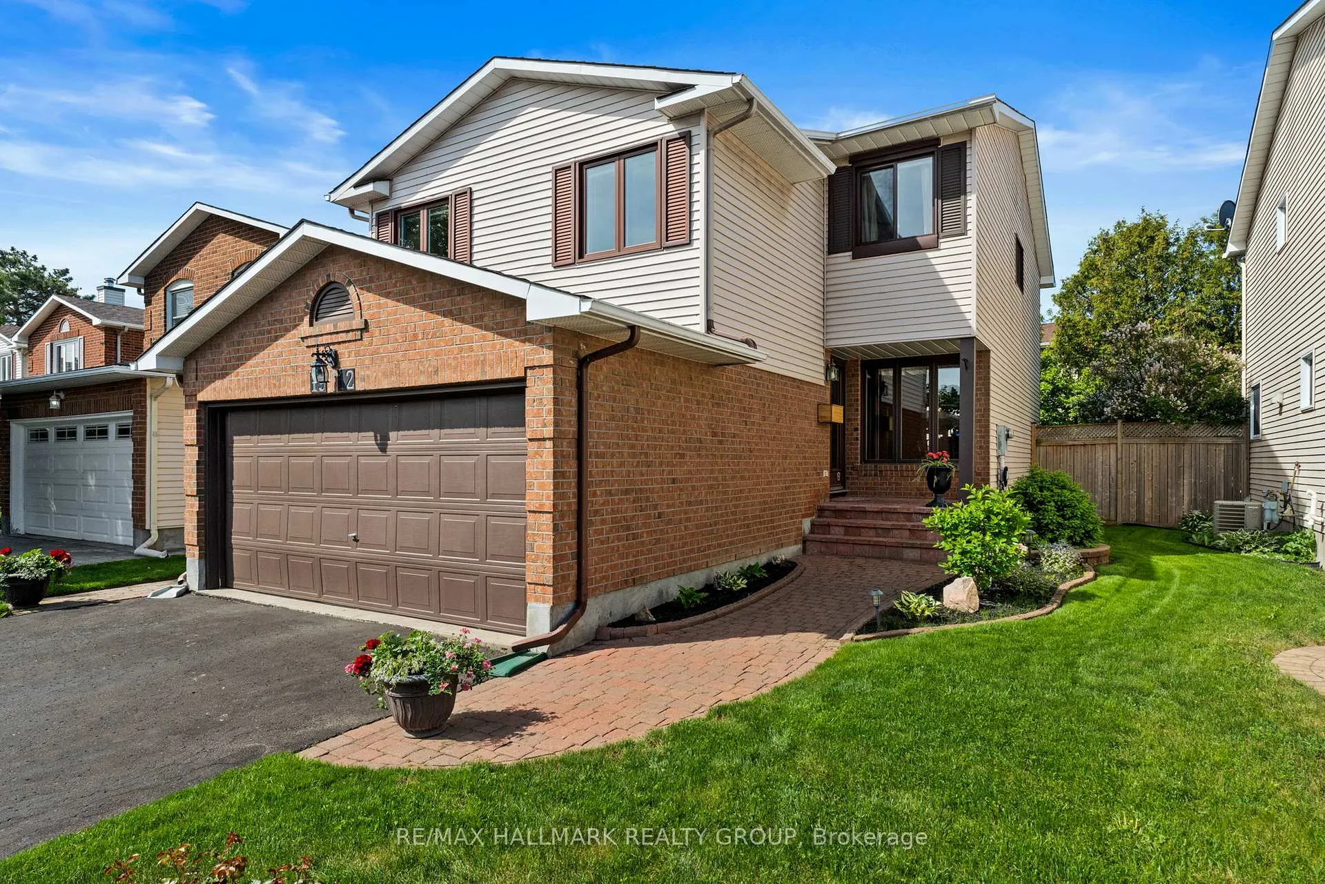 Front of 1912 Des Epinettes Avenue