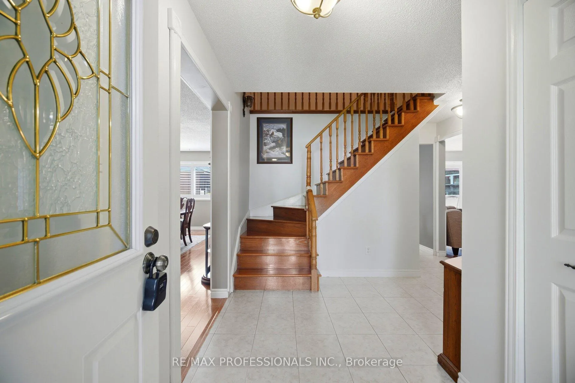 Photo 5 of 40 Braidwood Lake Road, Brampton, Heart Lake West — HOMEH