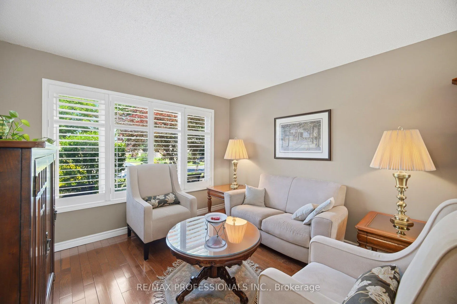 Photo 7 of 40 Braidwood Lake Road, Brampton, Heart Lake West — HOMEH