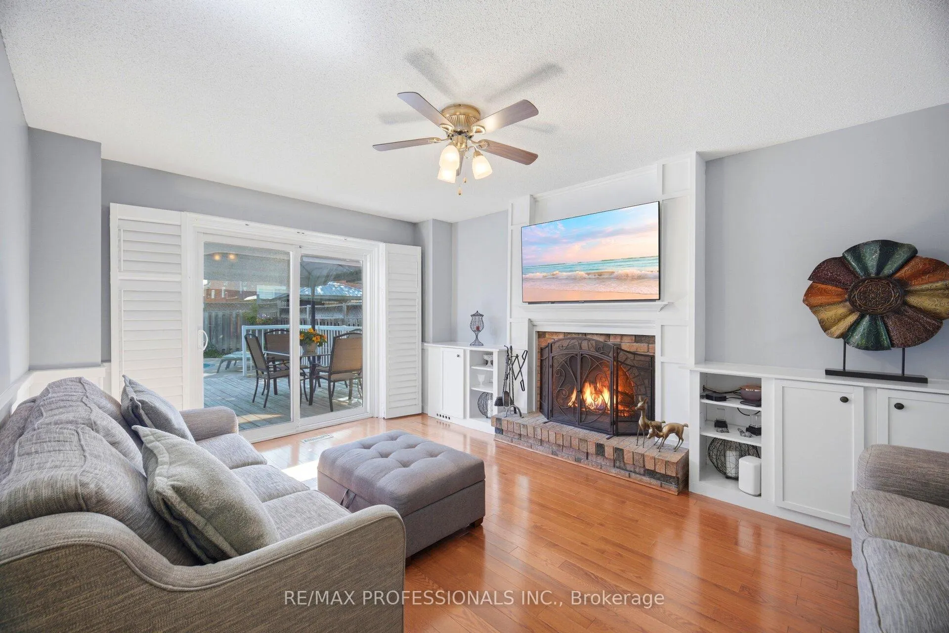 Photo 14 of 40 Braidwood Lake Road, Brampton, Heart Lake West — HOMEH