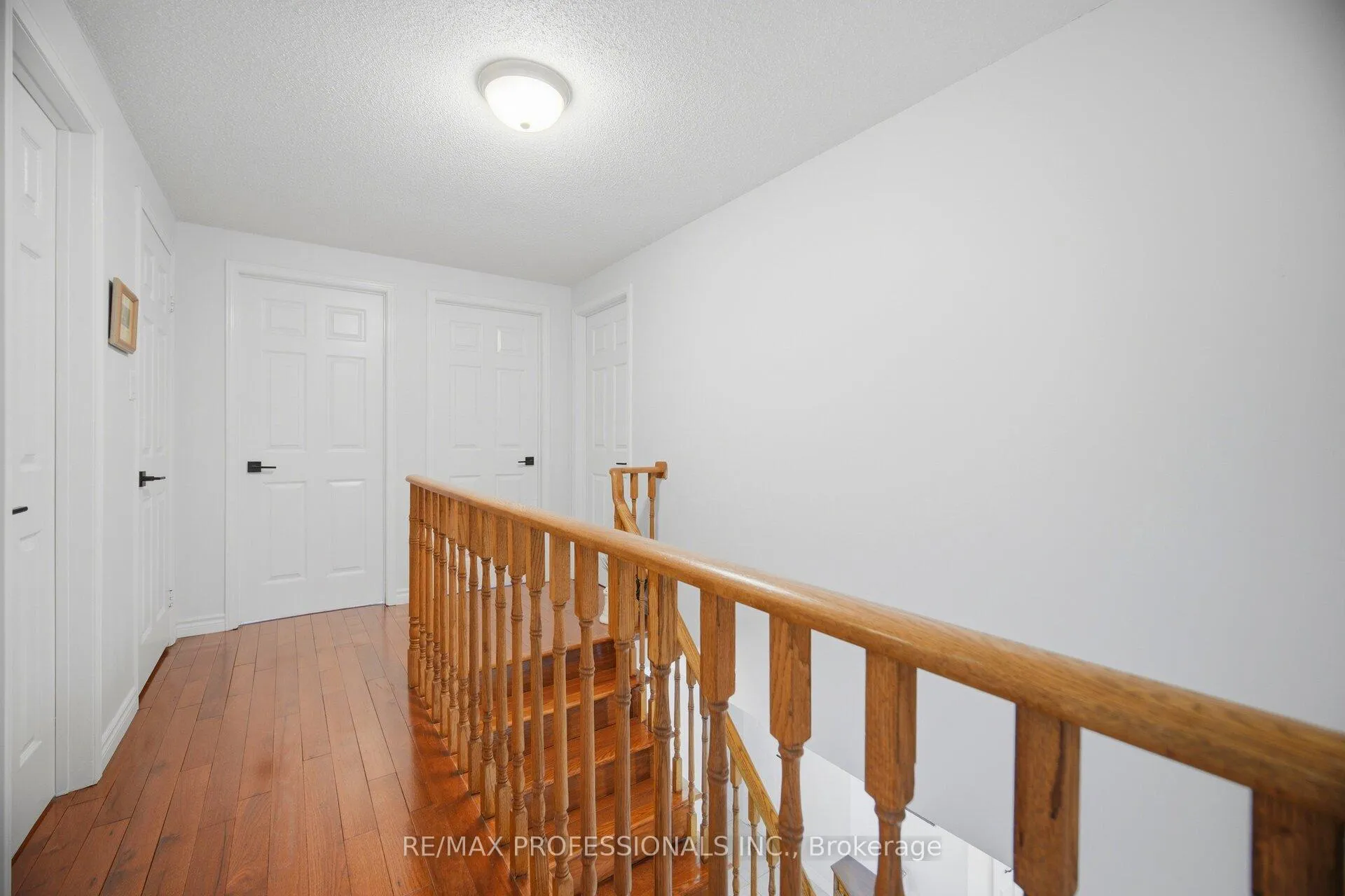Photo 20 of 40 Braidwood Lake Road, Brampton, Heart Lake West — HOMEH