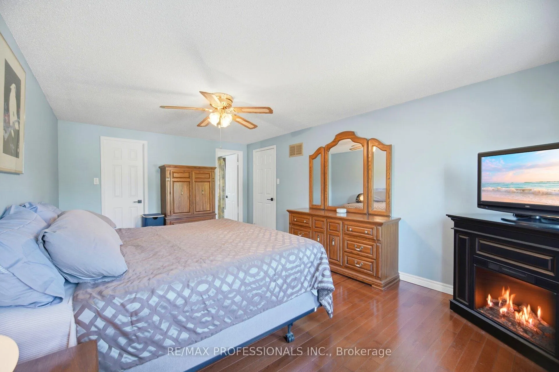 Photo 23 of 40 Braidwood Lake Road, Brampton, Heart Lake West — HOMEH