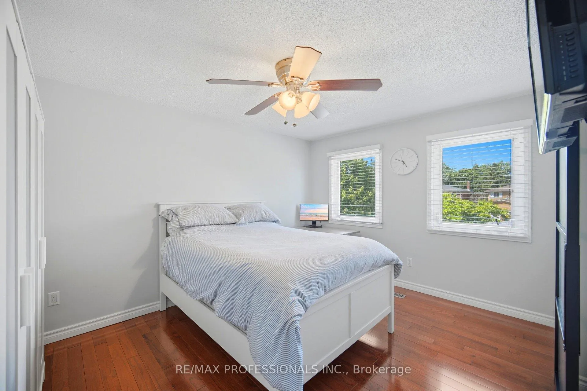 Photo 28 of 40 Braidwood Lake Road, Brampton, Heart Lake West — HOMEH