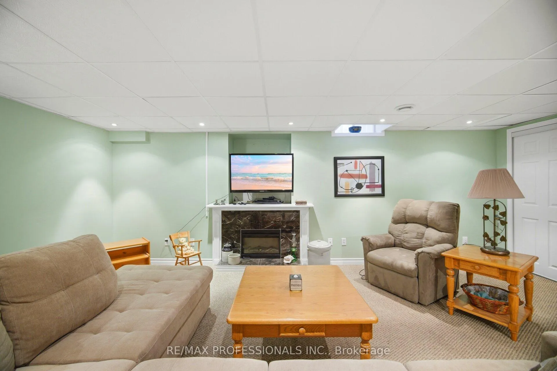 Photo 38 of 40 Braidwood Lake Road, Brampton, Heart Lake West — HOMEH