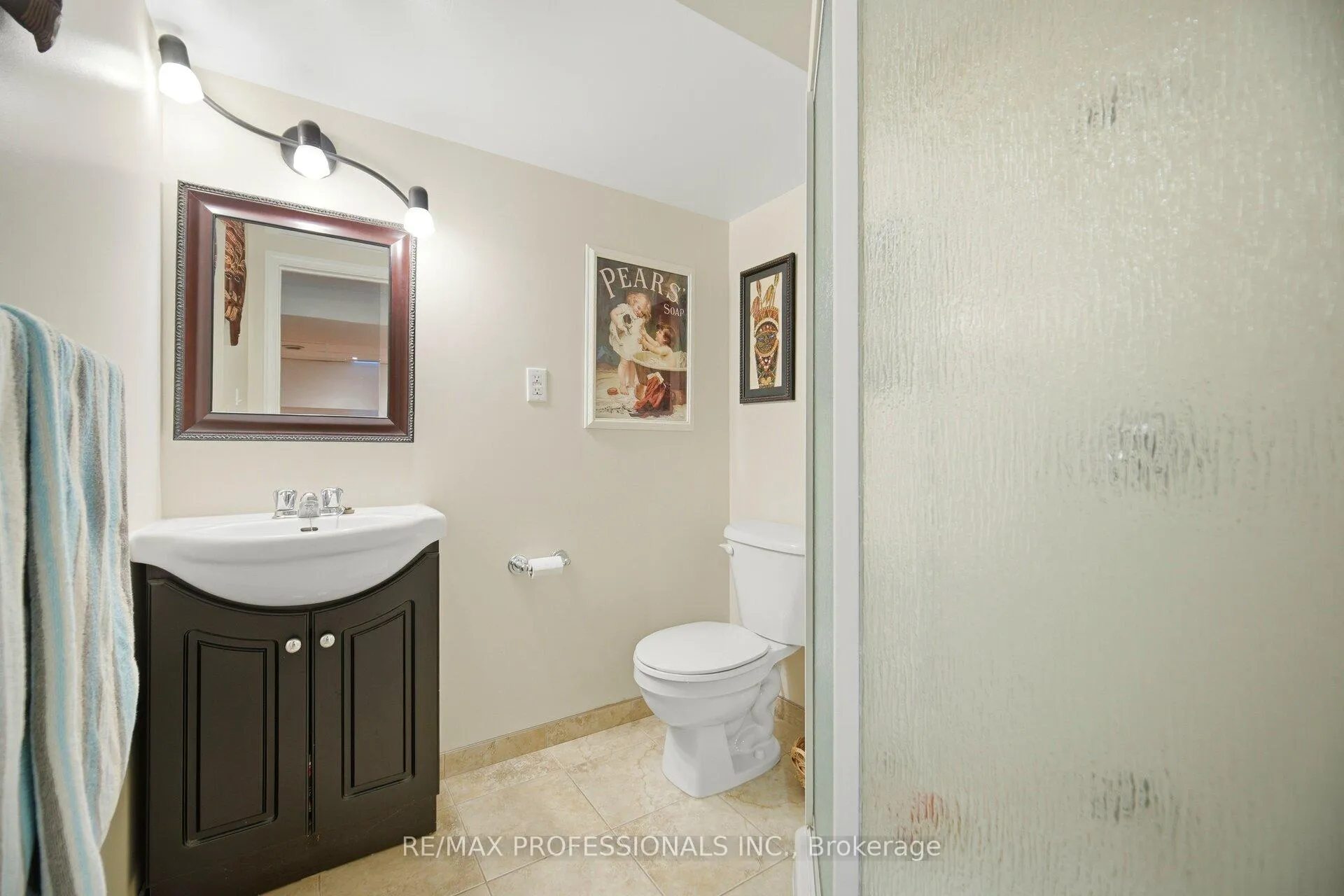 Photo 41 of 40 Braidwood Lake Road, Brampton, Heart Lake West — HOMEH