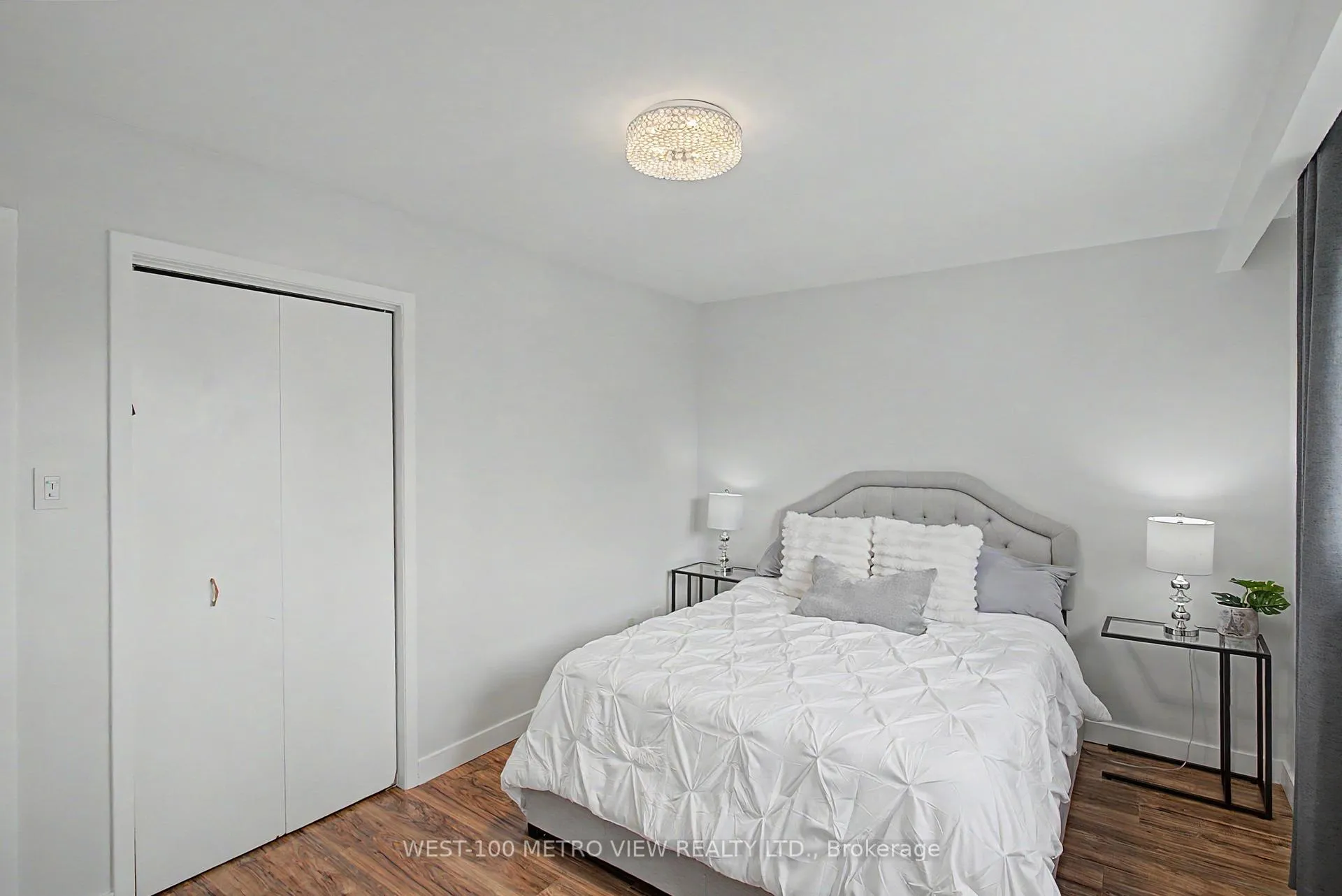 Photo 12 of 2144 Sandringham Drive, Burlington, Brant Hills — HOMEH