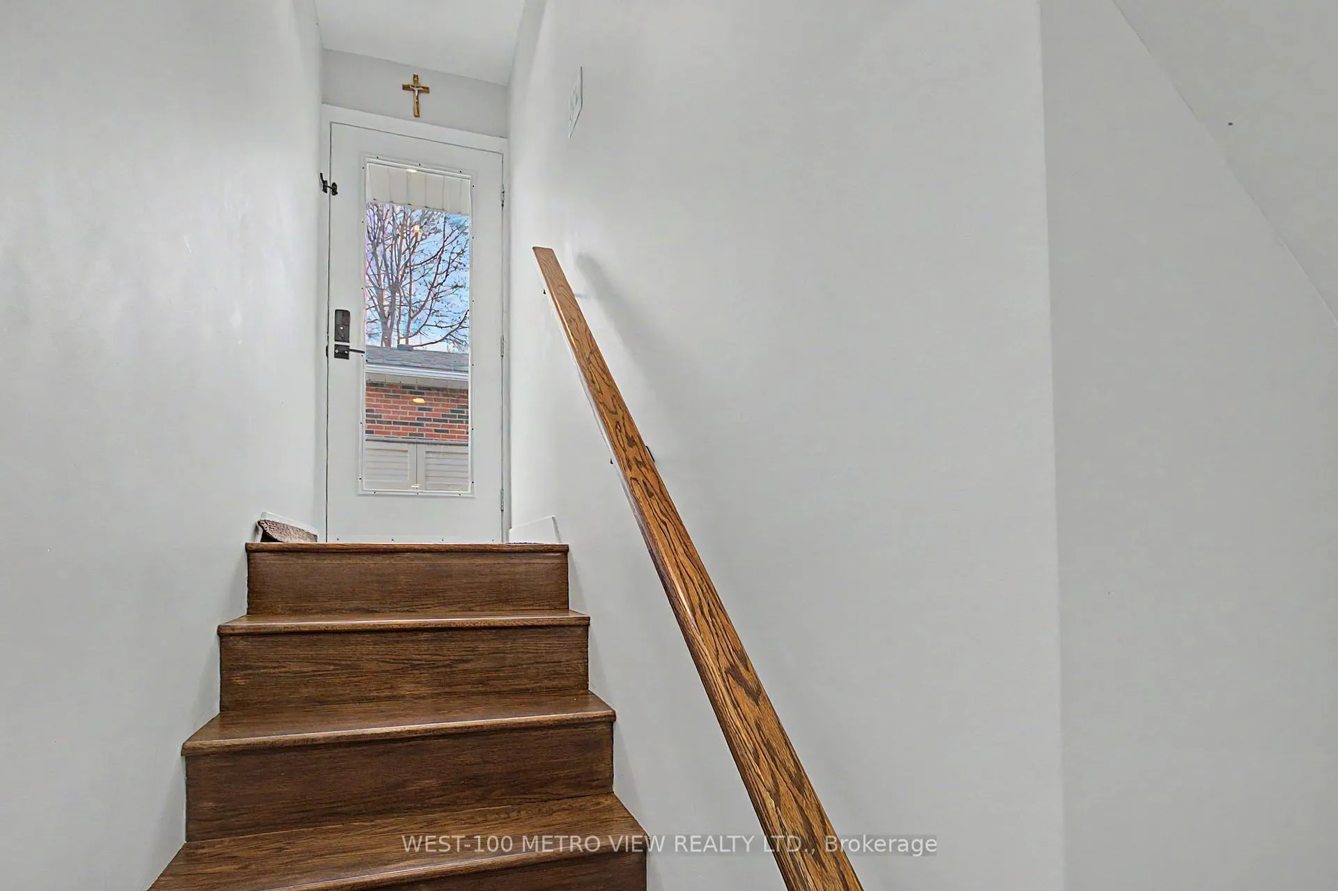 Photo 22 of 2144 Sandringham Drive, Burlington, Brant Hills — HOMEH