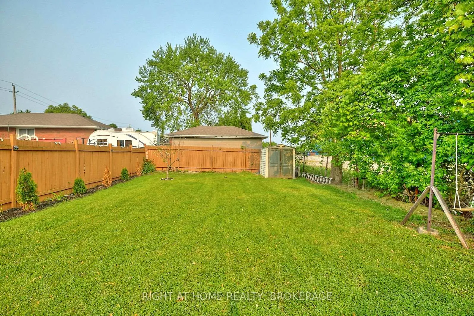 Photo 38 of 4367 Homewood Avenue, Niagara Falls, Downtown — HOMEH