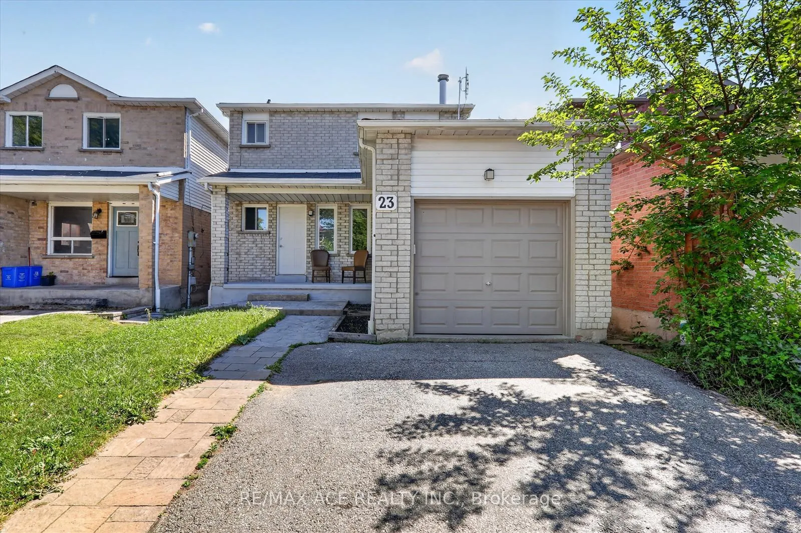 Photo 1 of 23 Chalmers Crescent, Ajax, Central — HOMEH