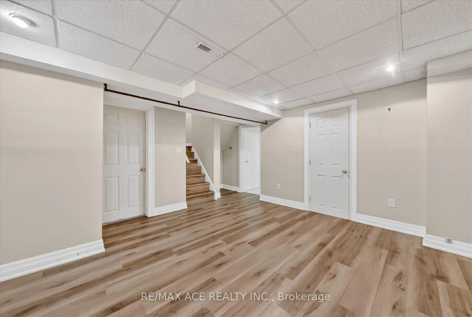 Photo 27 of 23 Chalmers Crescent, Ajax, Central — HOMEH