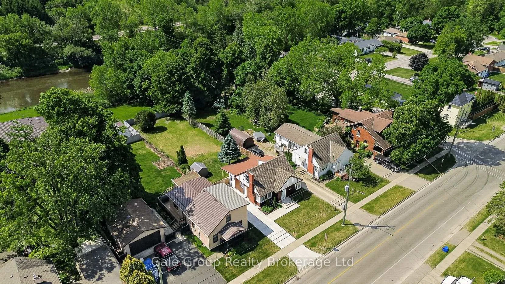 Photo 5 of 4021 Catherine Street E, Thames Centre, Dorchester — HOMEH