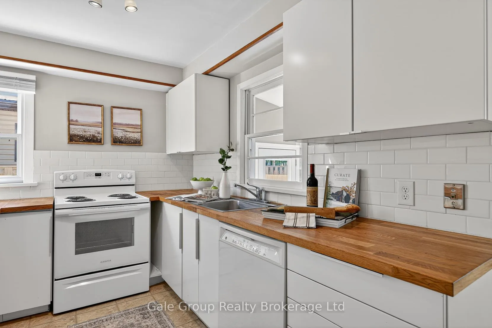Photo 11 of 4021 Catherine Street E, Thames Centre, Dorchester — HOMEH