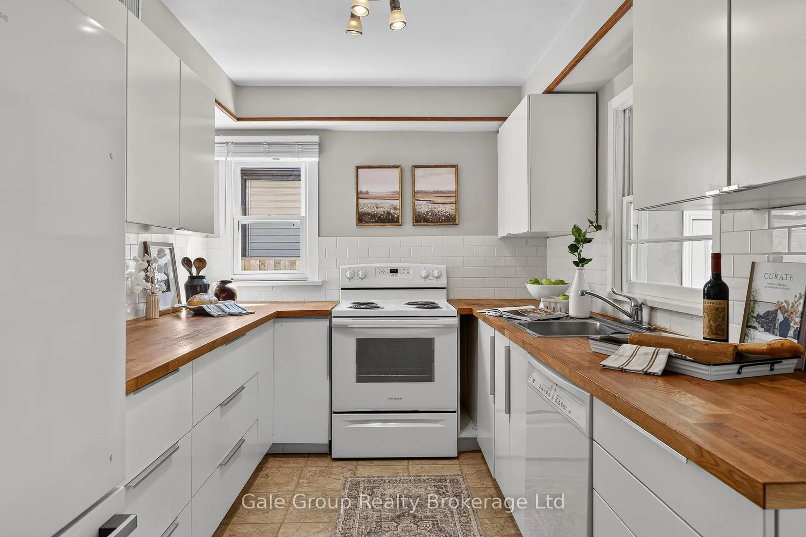 Photo 13 of 4021 Catherine Street E, Thames Centre, Dorchester — HOMEH