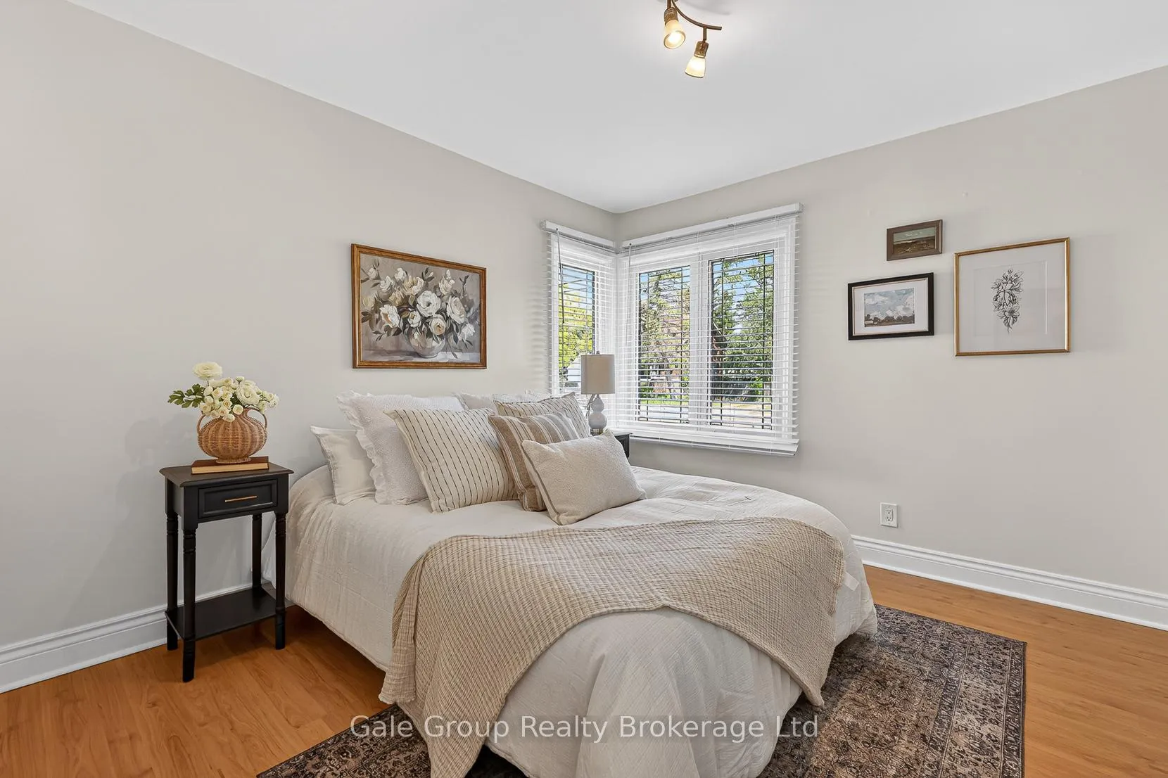Photo 21 of 4021 Catherine Street E, Thames Centre, Dorchester — HOMEH