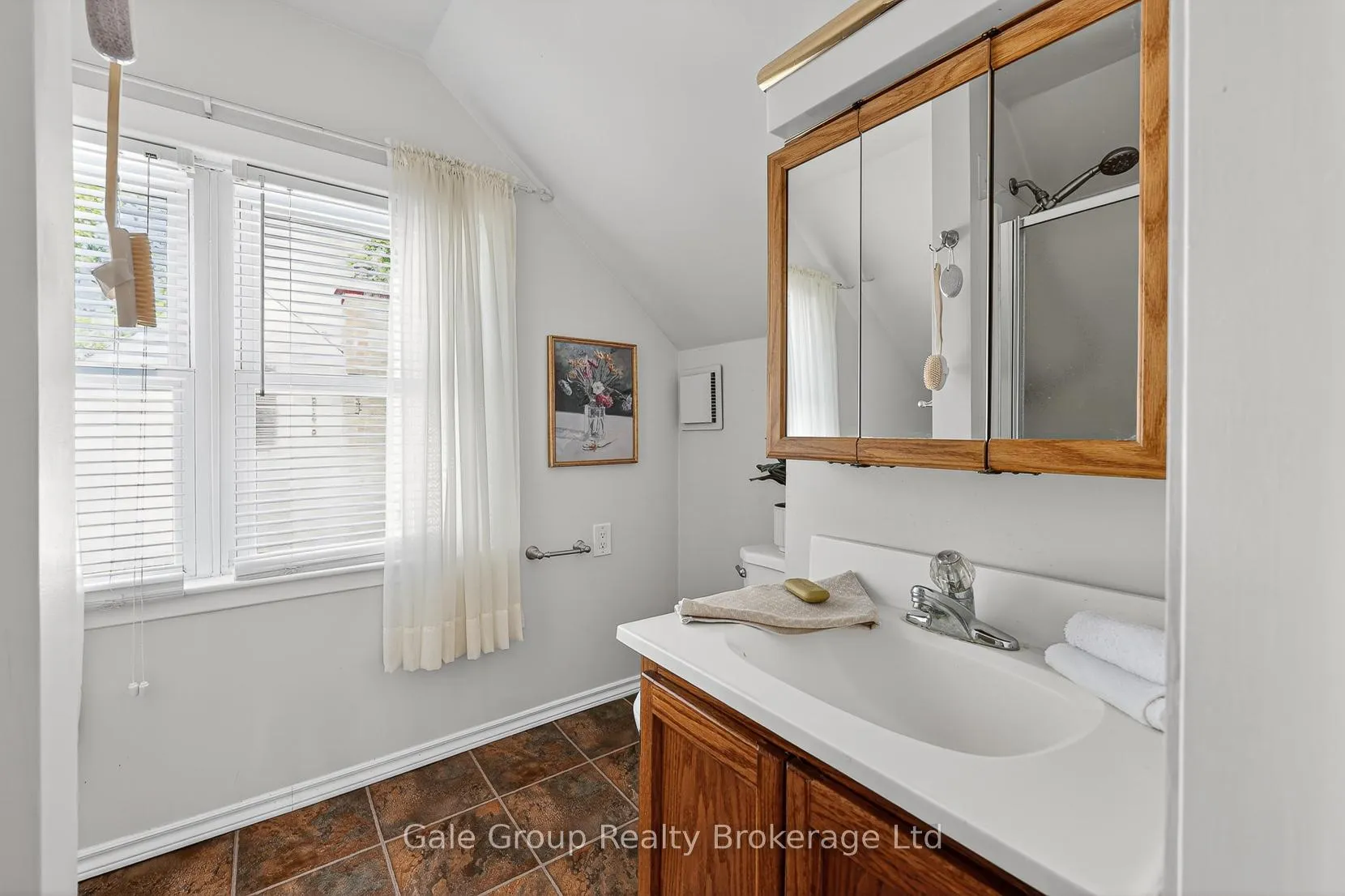 Photo 26 of 4021 Catherine Street E, Thames Centre, Dorchester — HOMEH