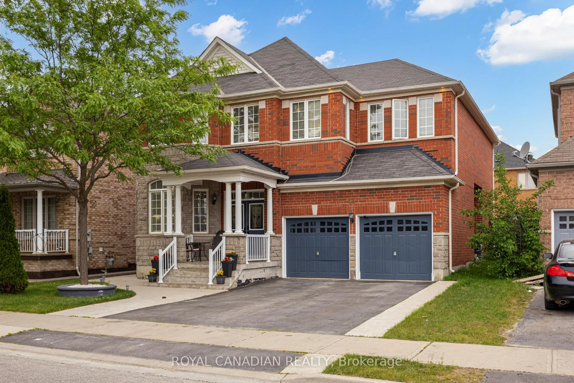 Photo 1 of 43 Bluffwood Crescent, Brampton, Bram East — HOMEH