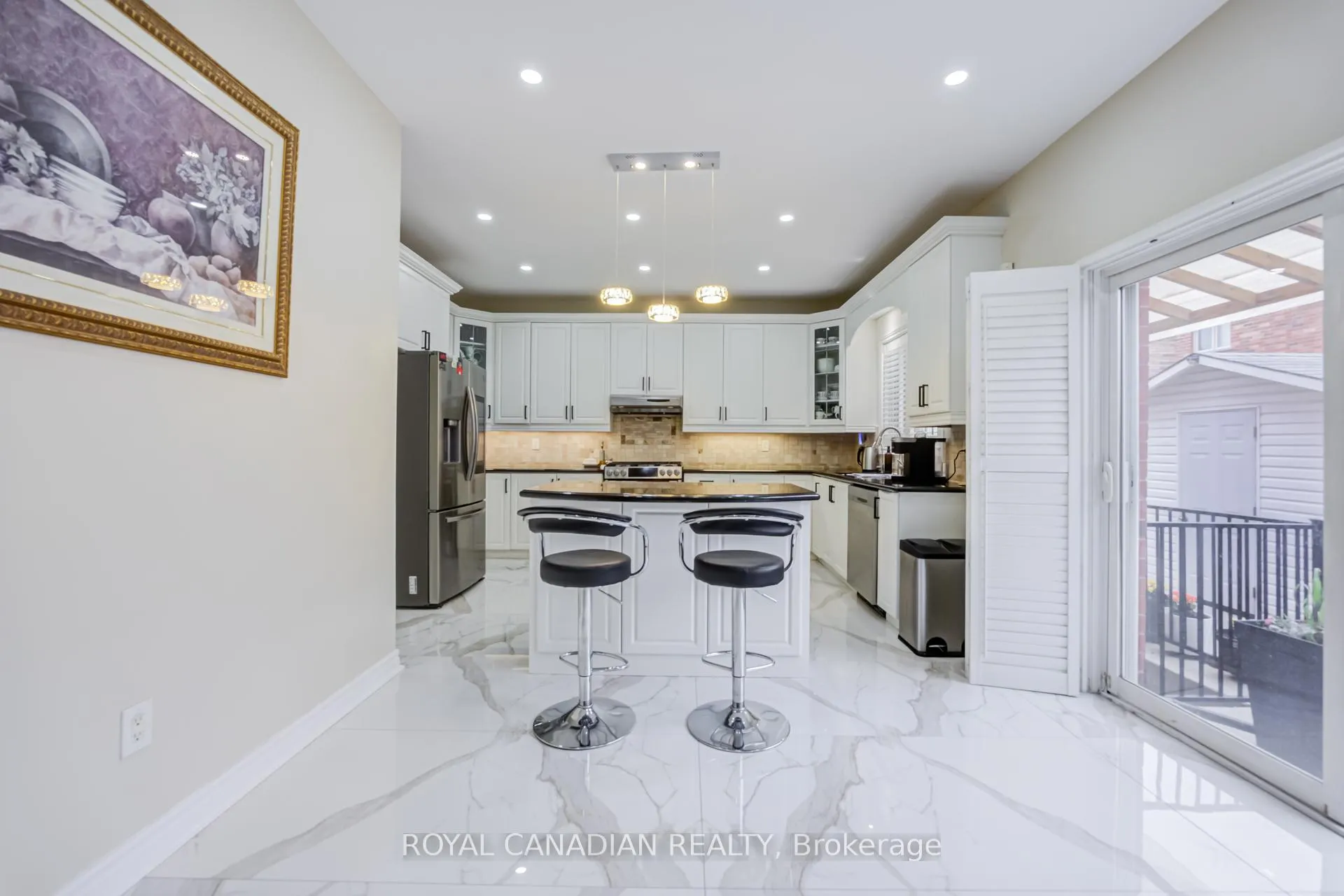 Photo 14 of 43 Bluffwood Crescent, Brampton, Bram East — HOMEH