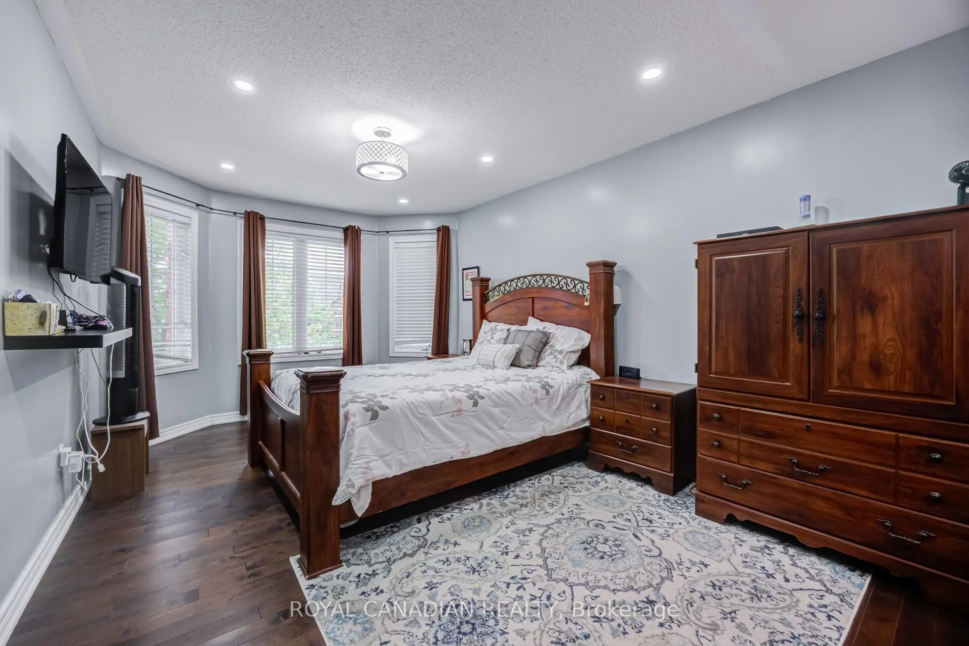 Photo 30 of 43 Bluffwood Crescent, Brampton, Bram East — HOMEH