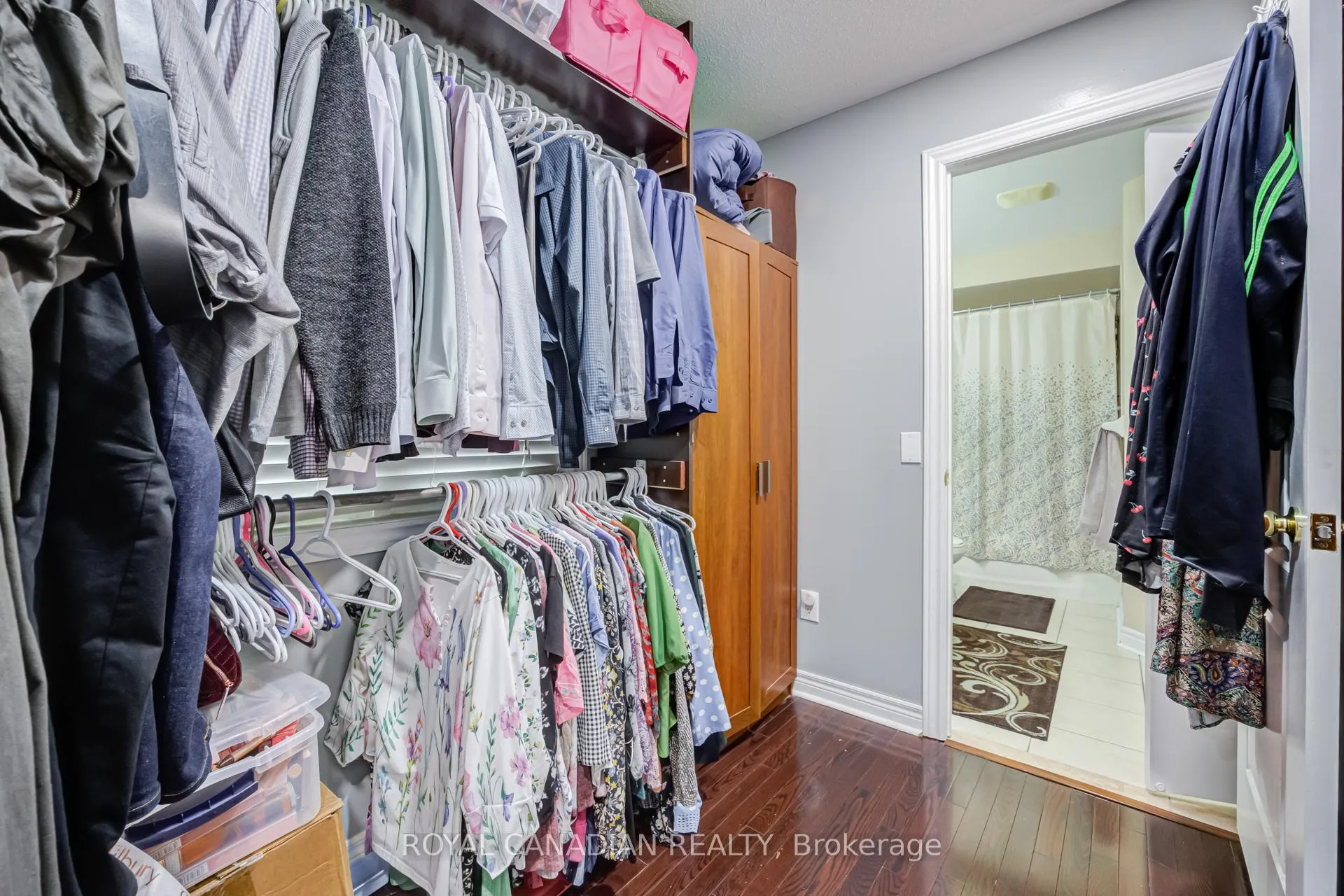 Photo 33 of 43 Bluffwood Crescent, Brampton, Bram East — HOMEH