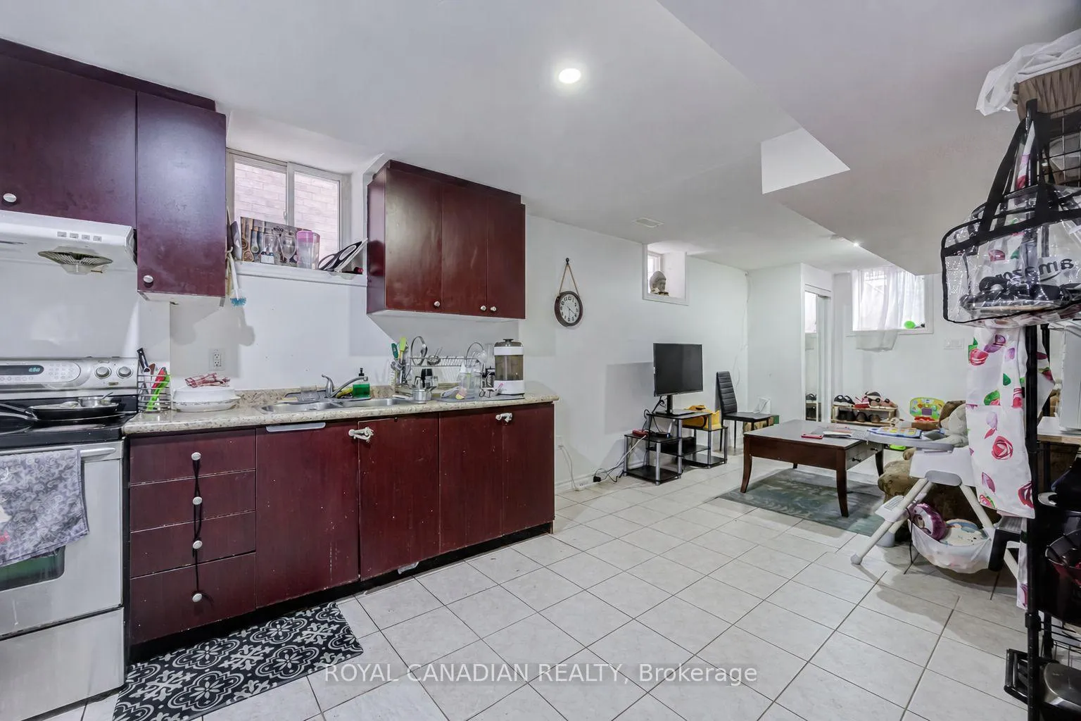 Photo 38 of 43 Bluffwood Crescent, Brampton, Bram East — HOMEH