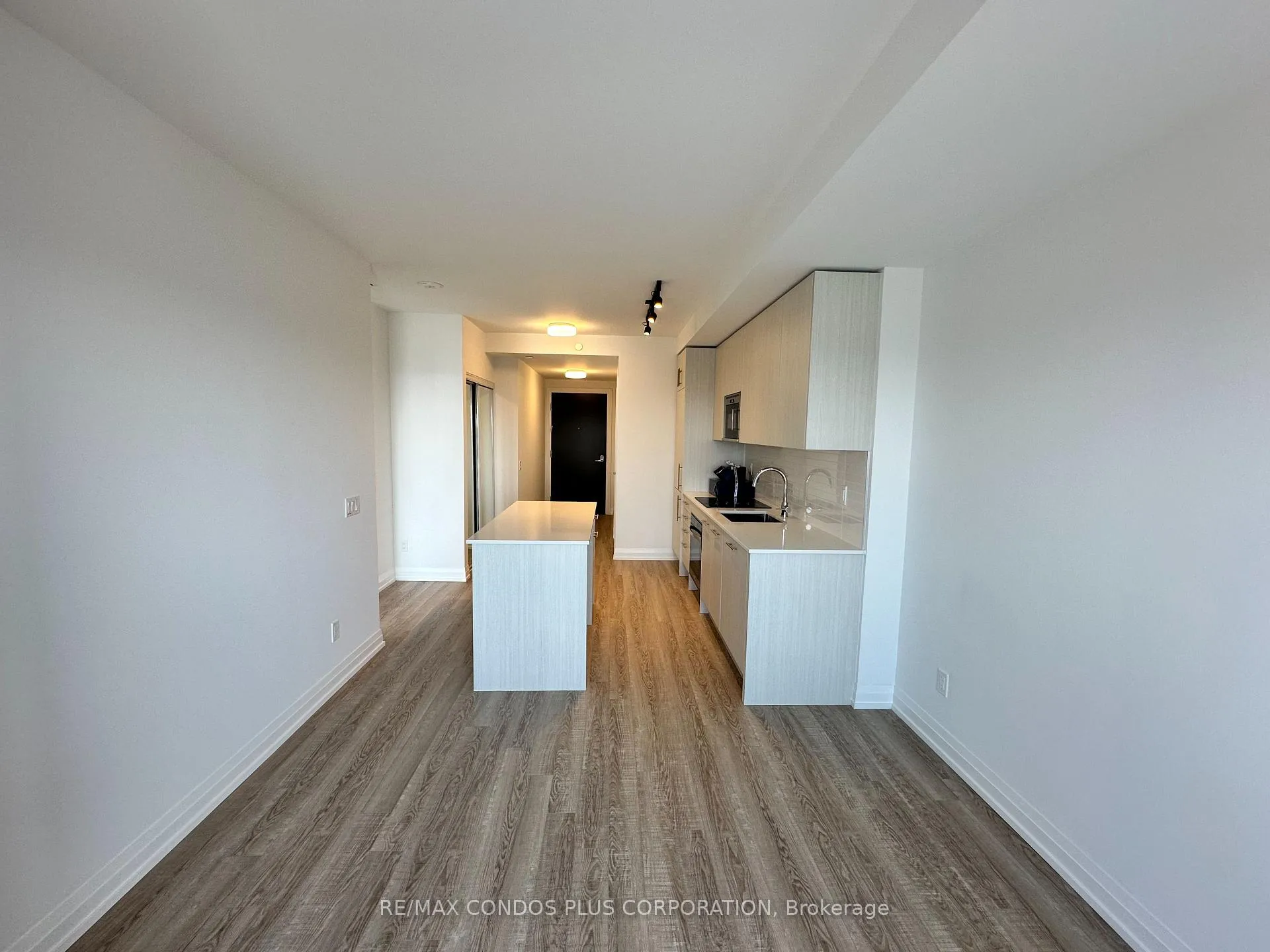 Photo 7 of Unit 2211, 286 Main Street, Toronto, East End-Danforth — HOMEH