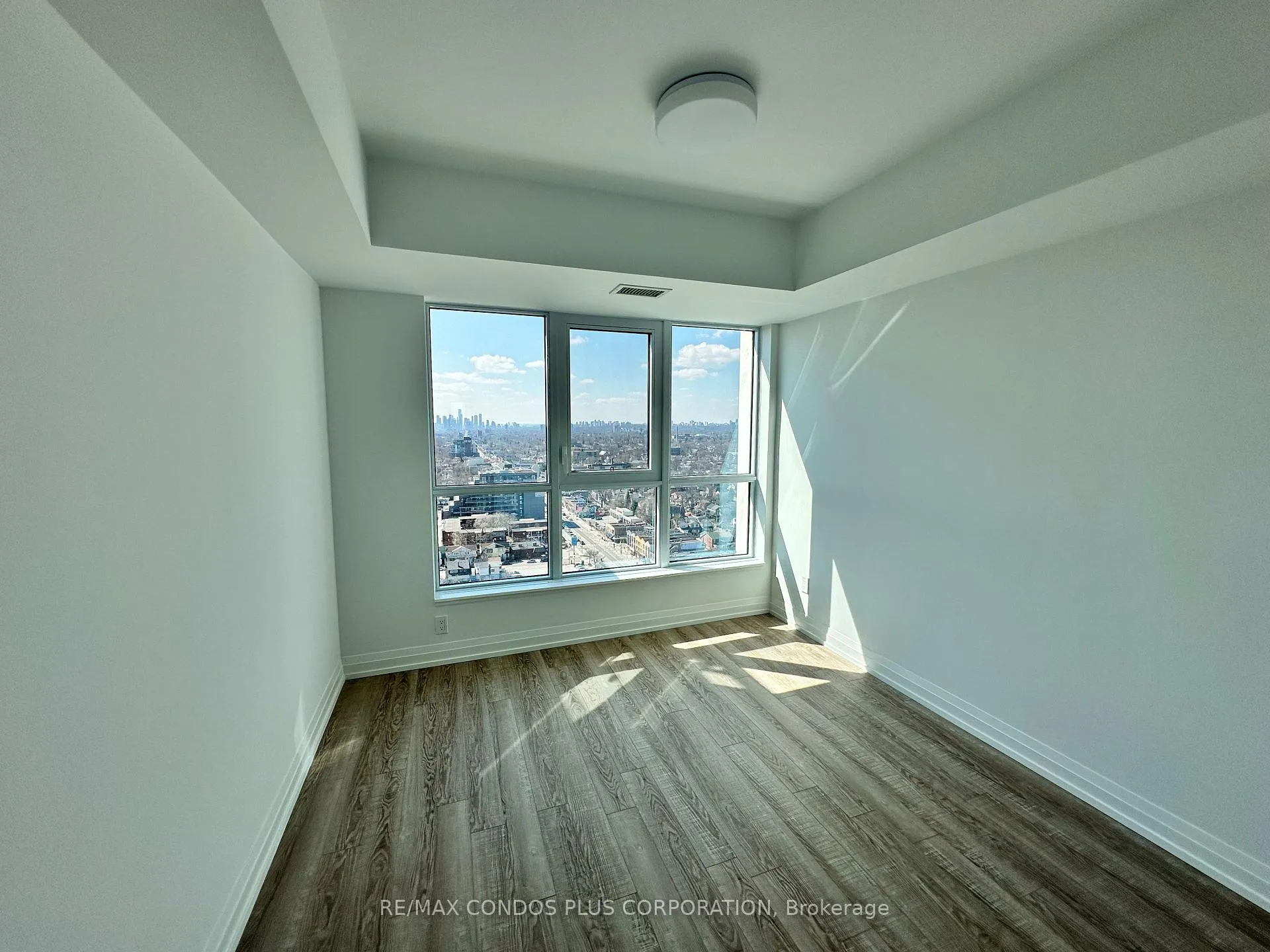 Photo 10 of Unit 2211, 286 Main Street, Toronto, East End-Danforth — HOMEH