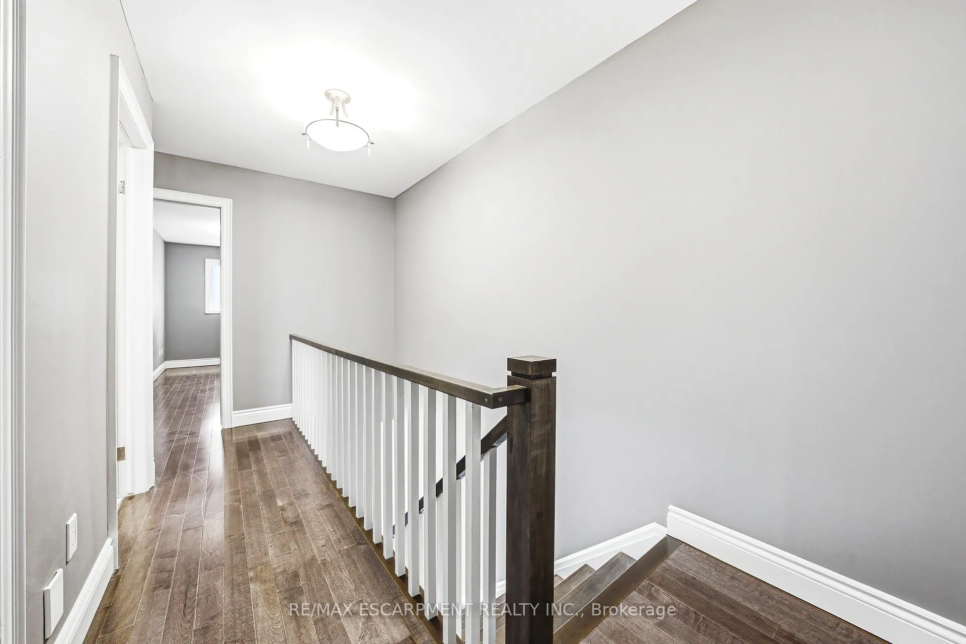 Photo 19 of Unit 16, 1000 Upper Paradise Road, Hamilton, Gurnett — HOMEH