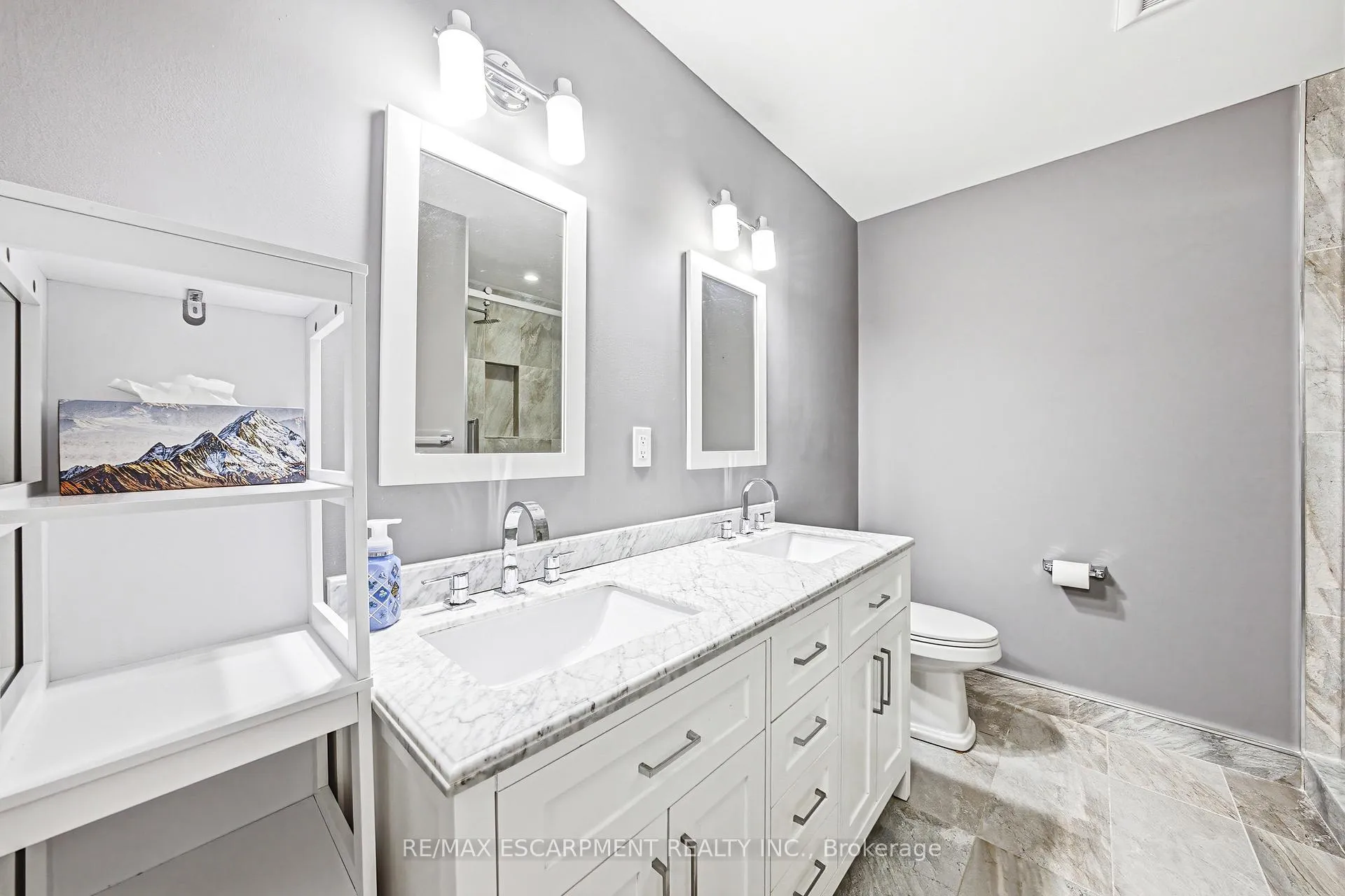 Photo 23 of Unit 16, 1000 Upper Paradise Road, Hamilton, Gurnett — HOMEH