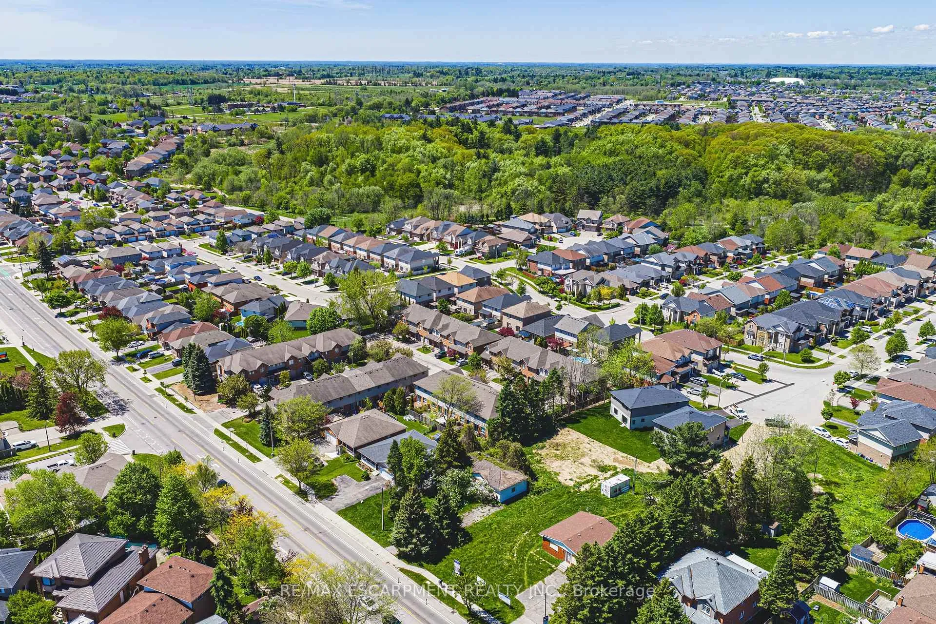 Photo 37 of Unit 16, 1000 Upper Paradise Road, Hamilton, Gurnett — HOMEH