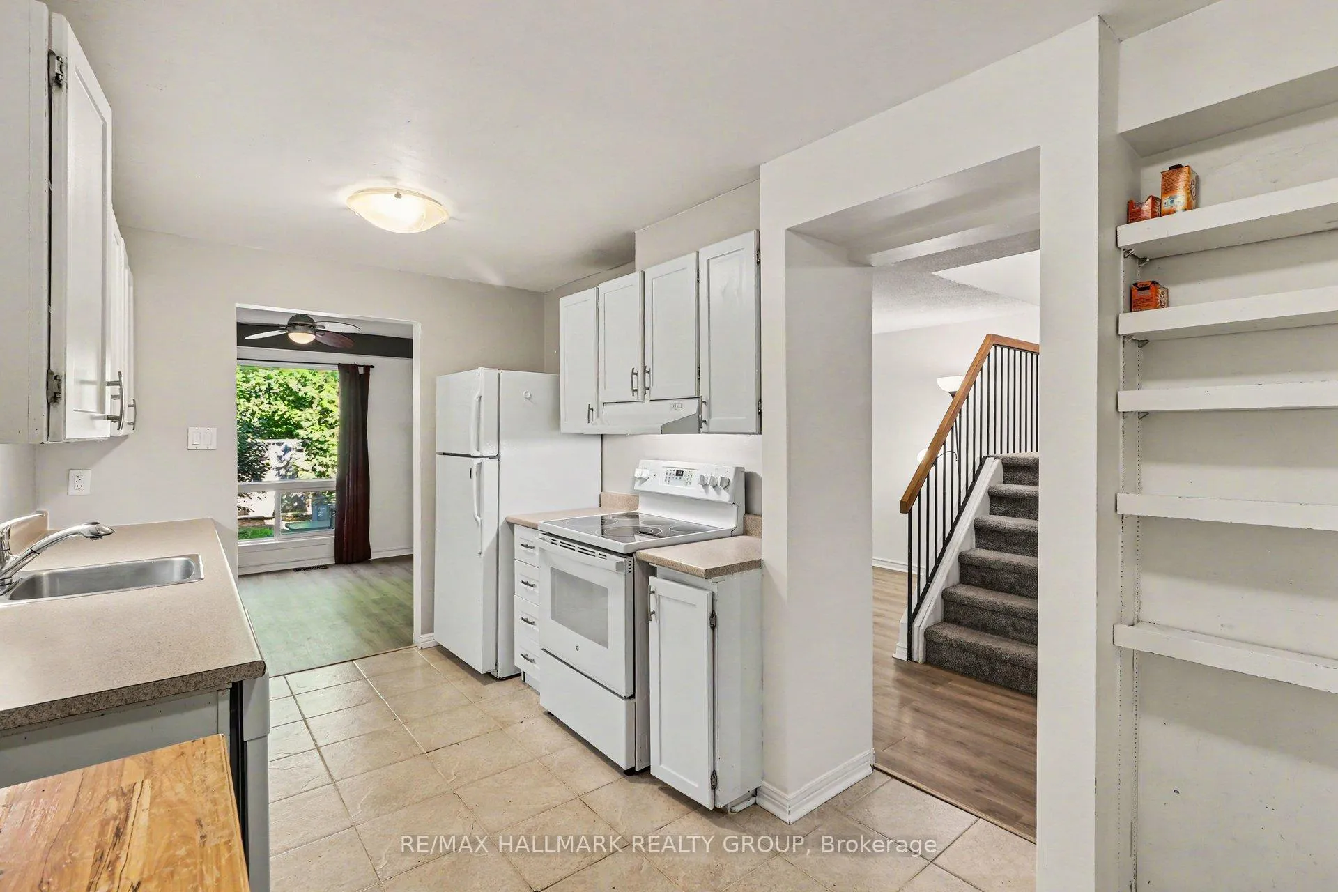 Photo 12 of Unit 76, 6912 Du Bois Avenue, Ottawa, Convent Glen North — HOMEH