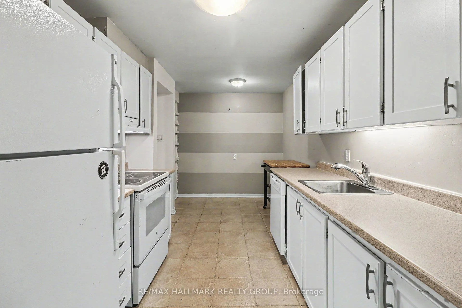 Photo 13 of Unit 76, 6912 Du Bois Avenue, Ottawa, Convent Glen North — HOMEH