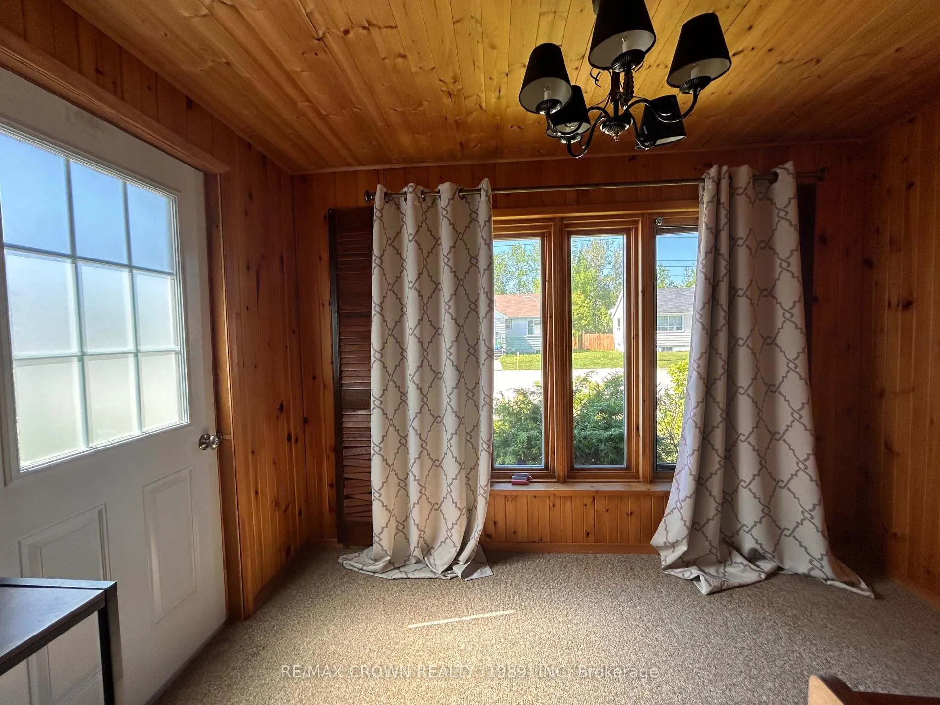 Photo 18 of 42 Egerton Street, Kapuskasing — HOMEH