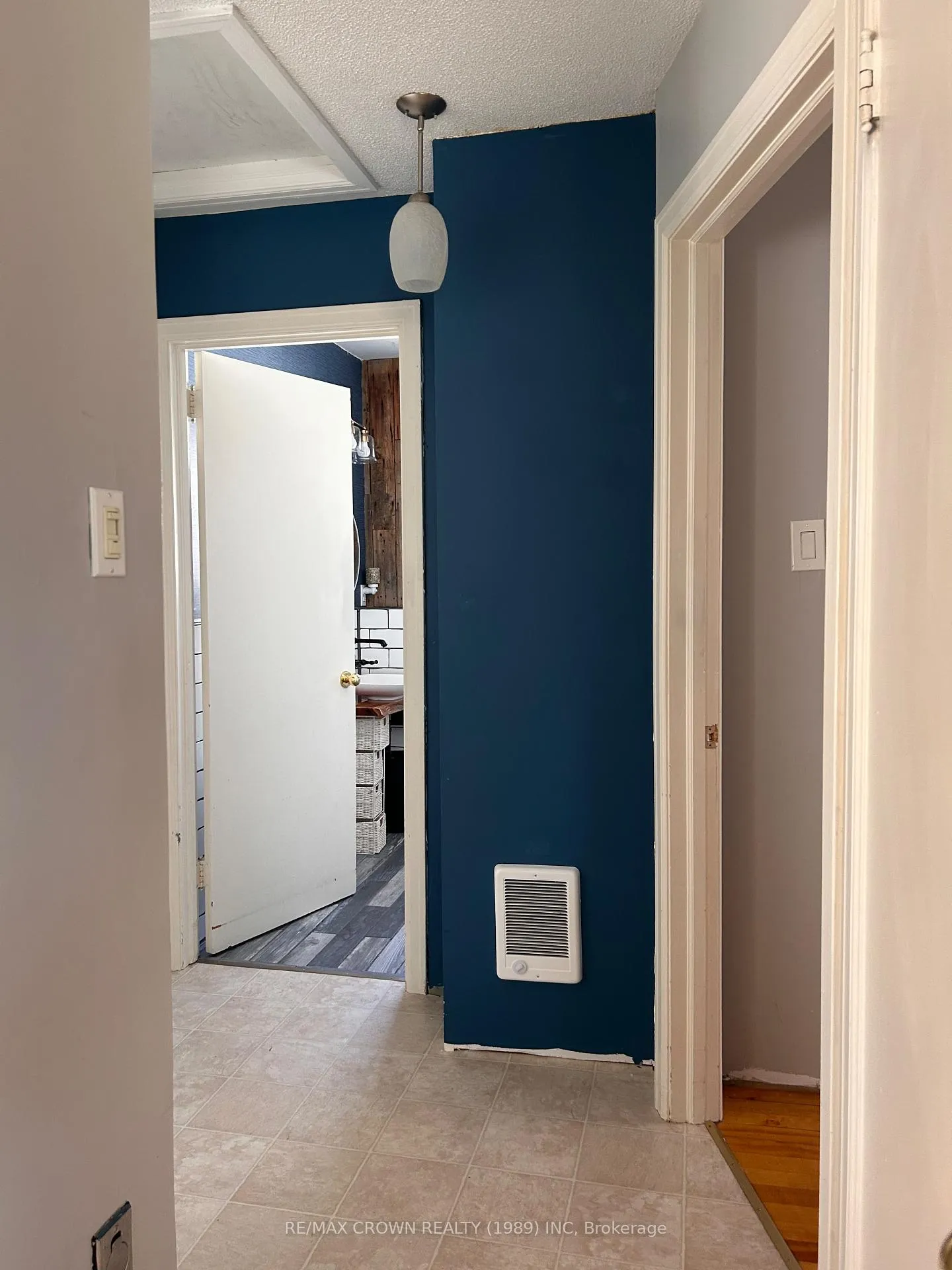 Photo 19 of 42 Egerton Street, Kapuskasing — HOMEH