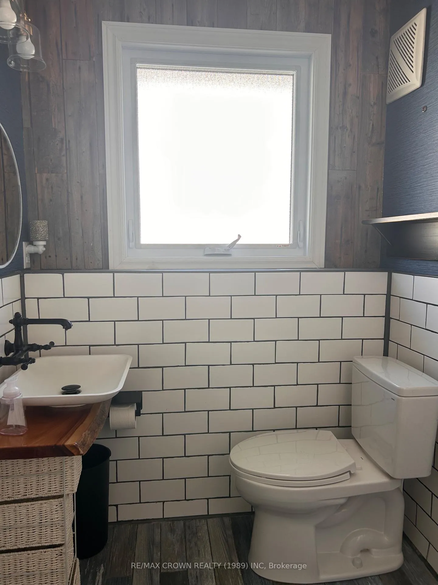 Photo 24 of 42 Egerton Street, Kapuskasing — HOMEH