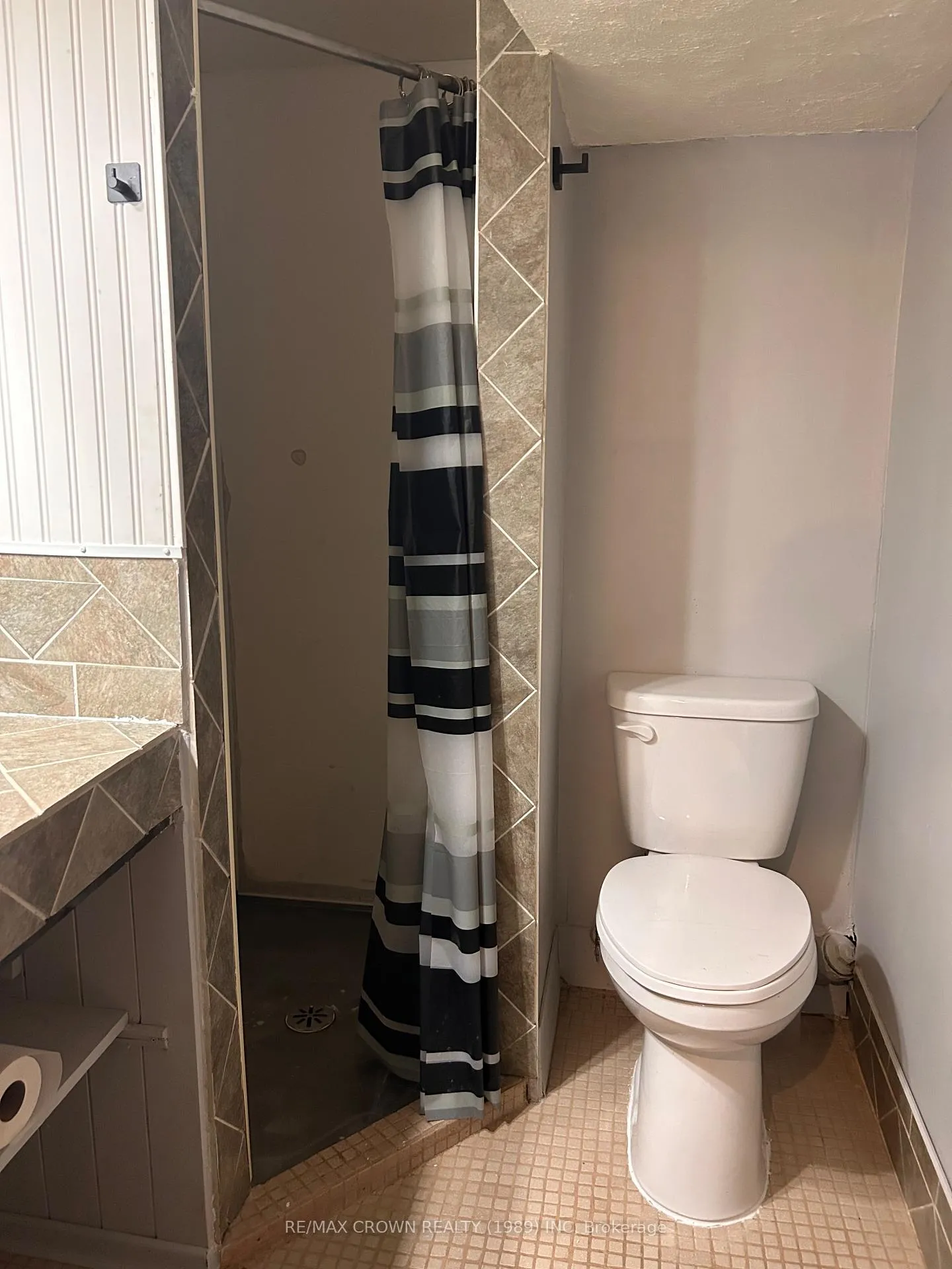 Photo 34 of 42 Egerton Street, Kapuskasing — HOMEH