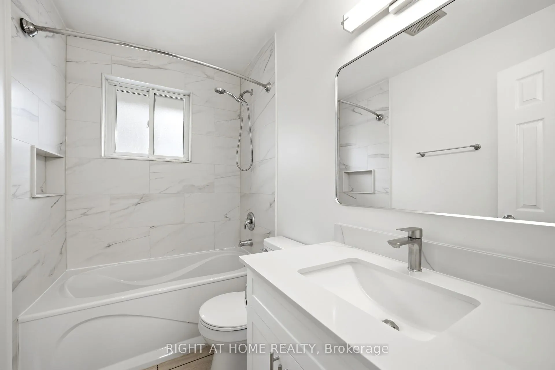 Photo 17 of 839 Glen Street, Oshawa, Lakeview — HOMEH