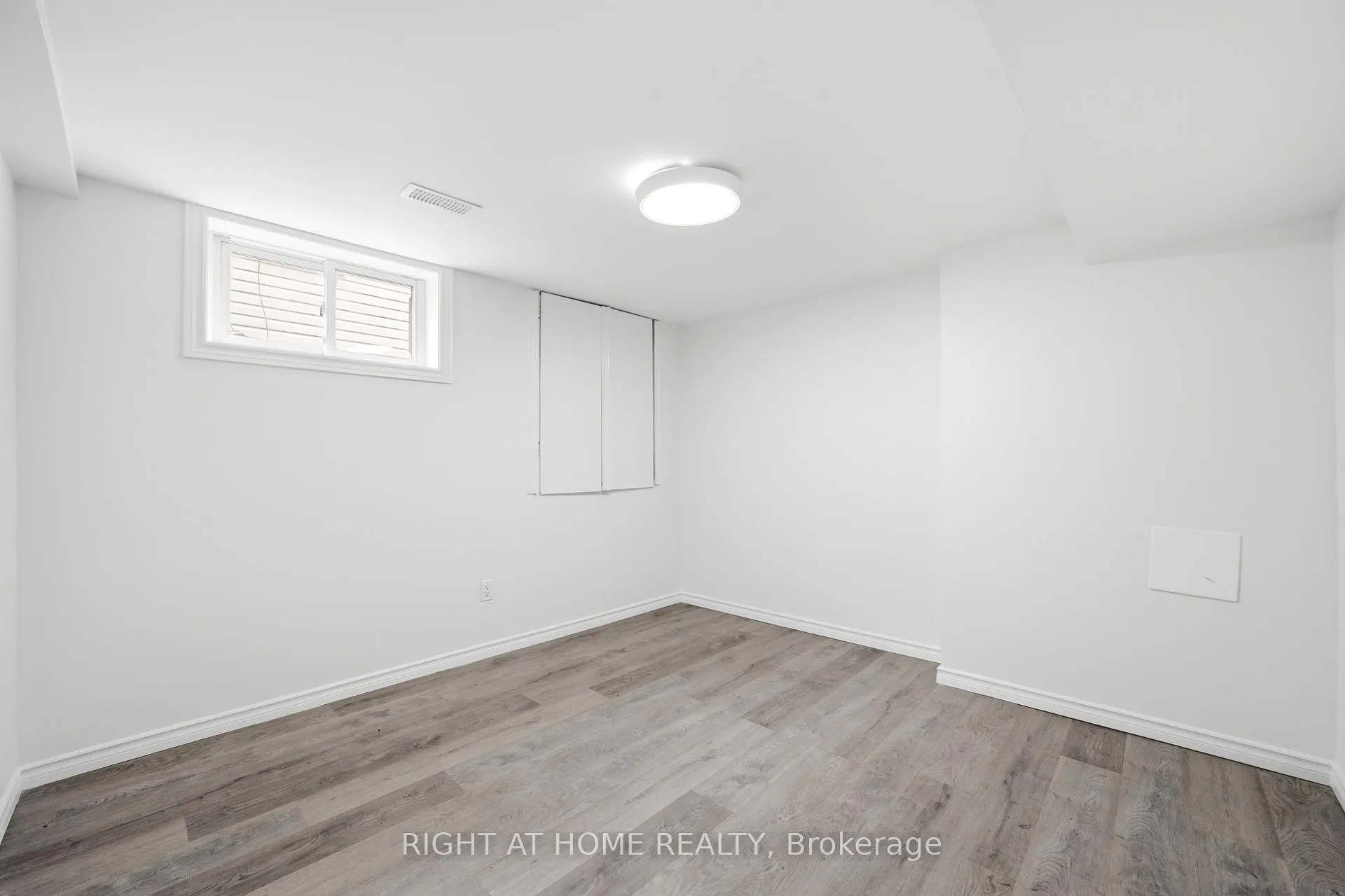 Photo 41 of 839 Glen Street, Oshawa, Lakeview — HOMEH