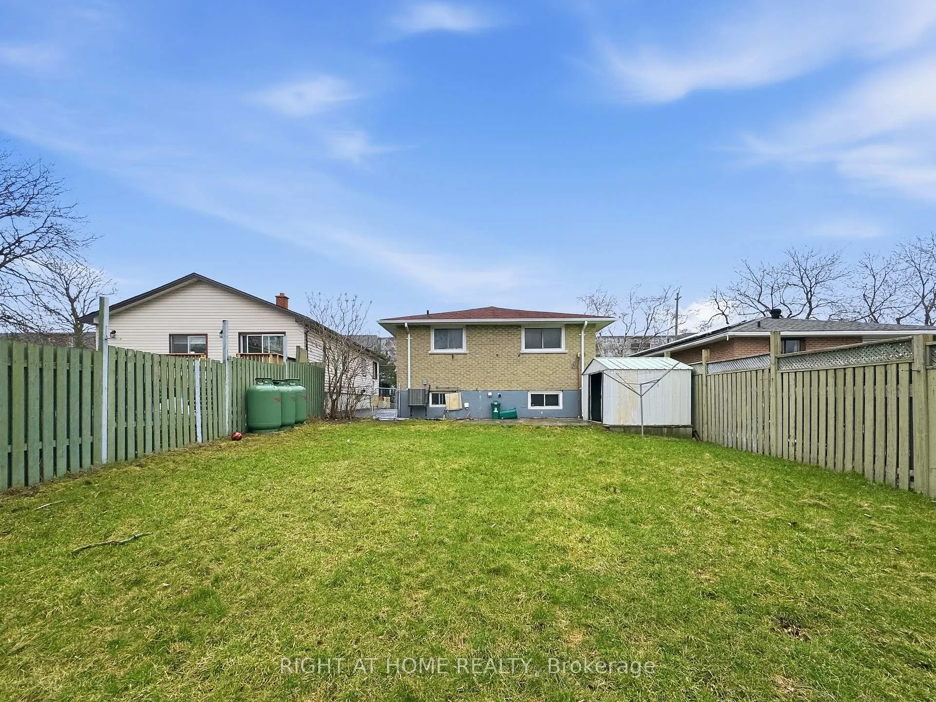 Photo 44 of 839 Glen Street, Oshawa, Lakeview — HOMEH