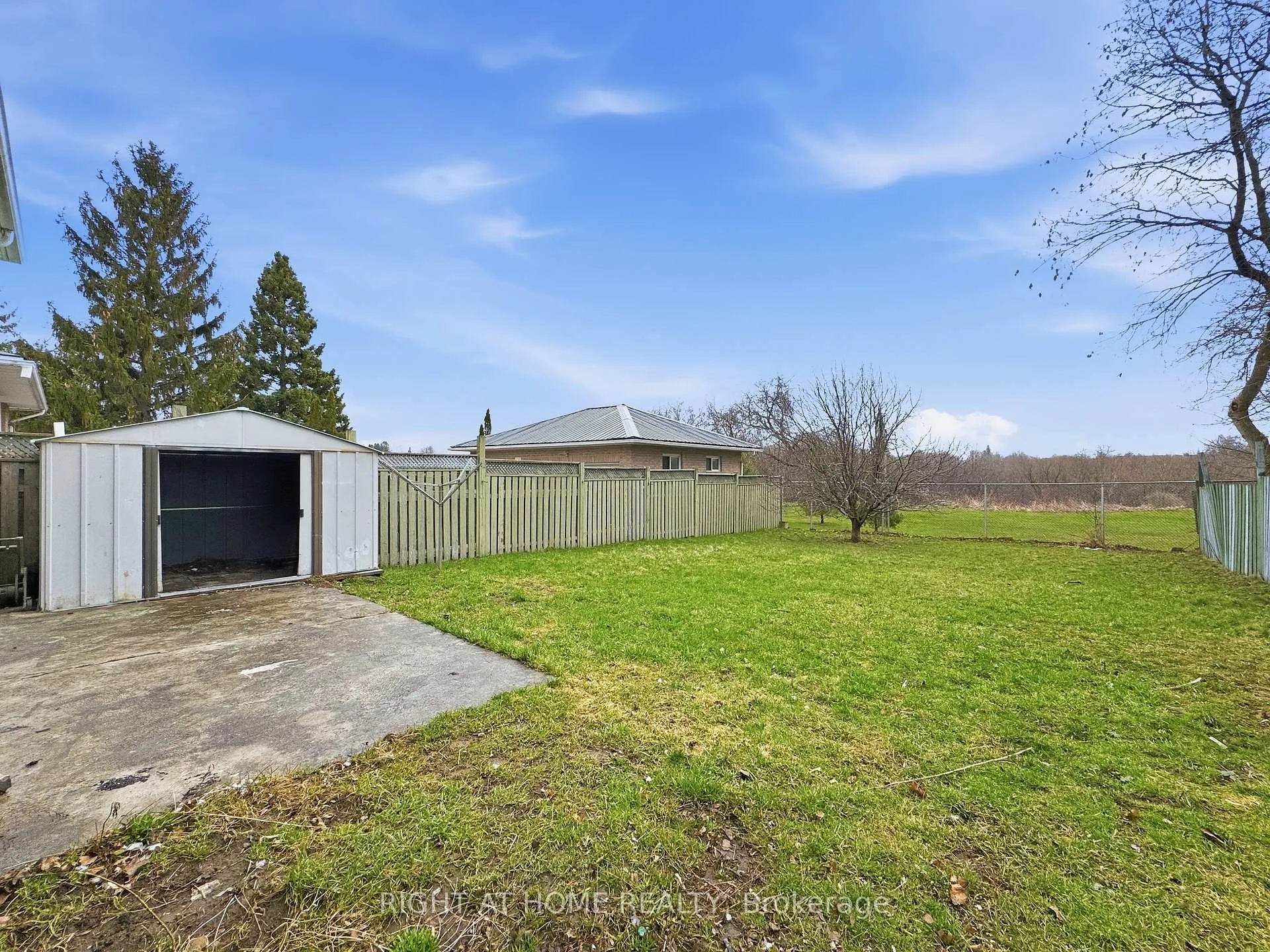 Photo 45 of 839 Glen Street, Oshawa, Lakeview — HOMEH