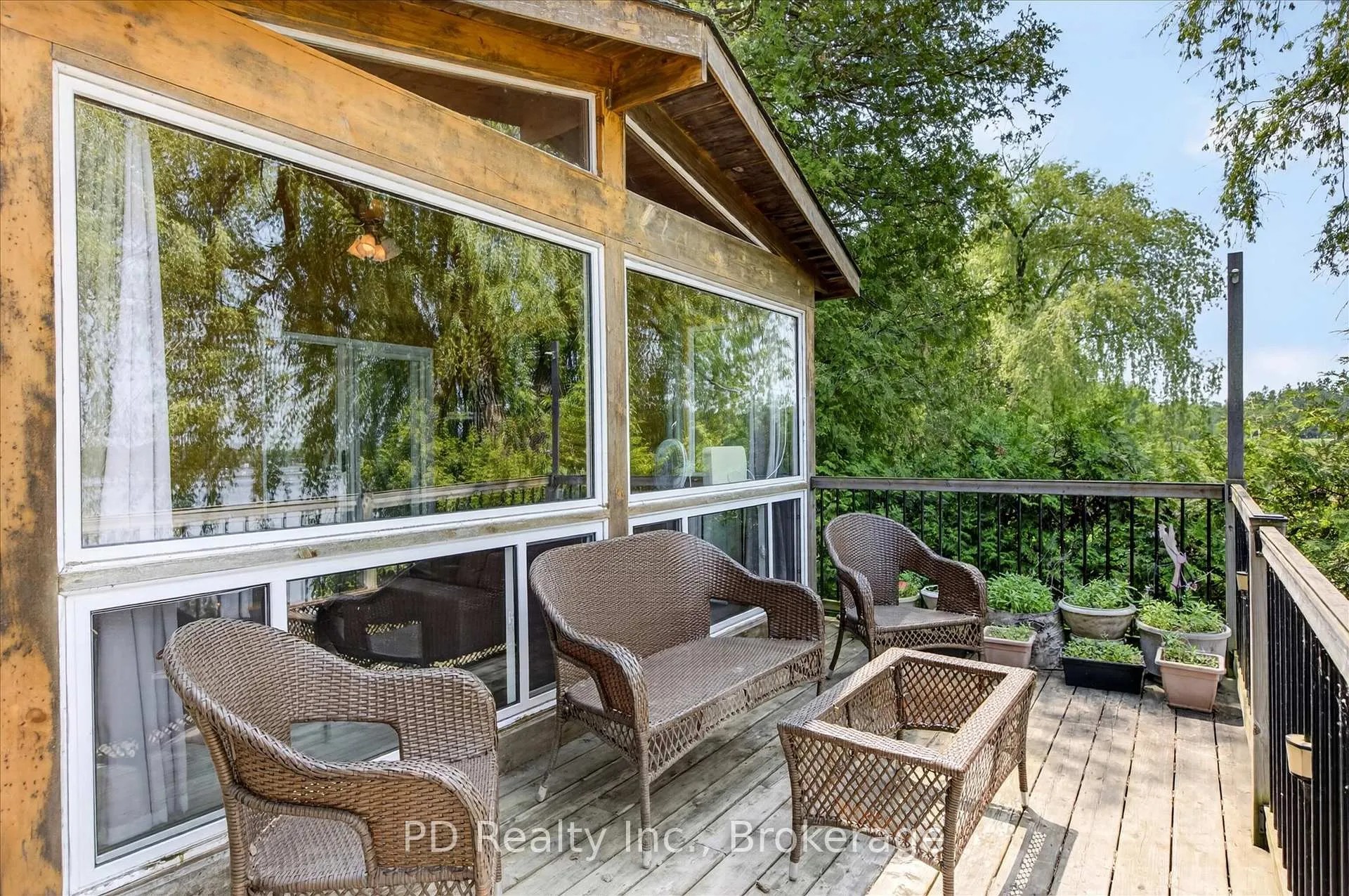 Photo 25 of 42 Pheasant Street, Kawartha Lakes, Emily — HOMEH