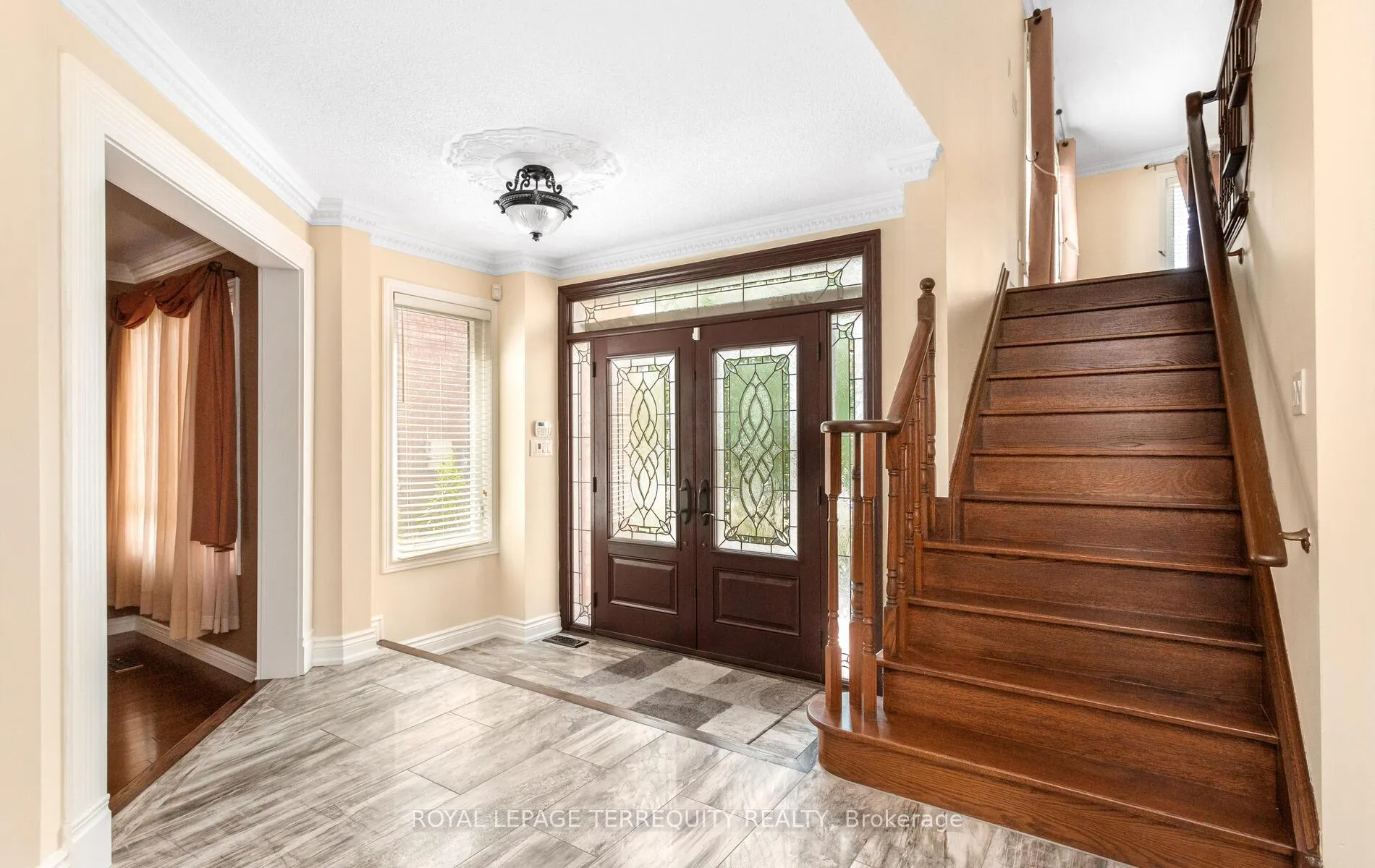 Photo 4 of 5839 Fieldon Road, Mississauga, Central Erin Mills — HOMEH