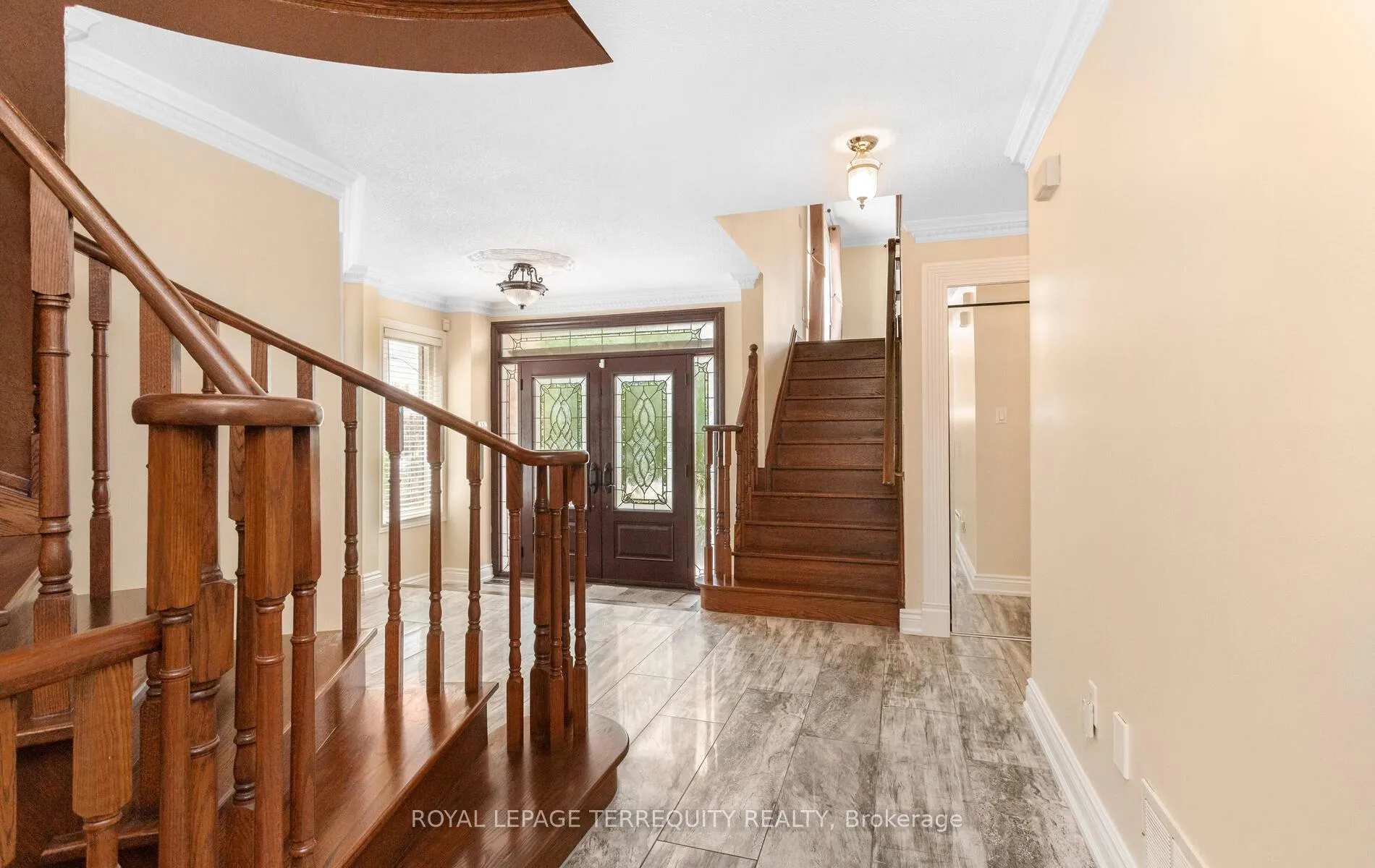 Photo 5 of 5839 Fieldon Road, Mississauga, Central Erin Mills — HOMEH