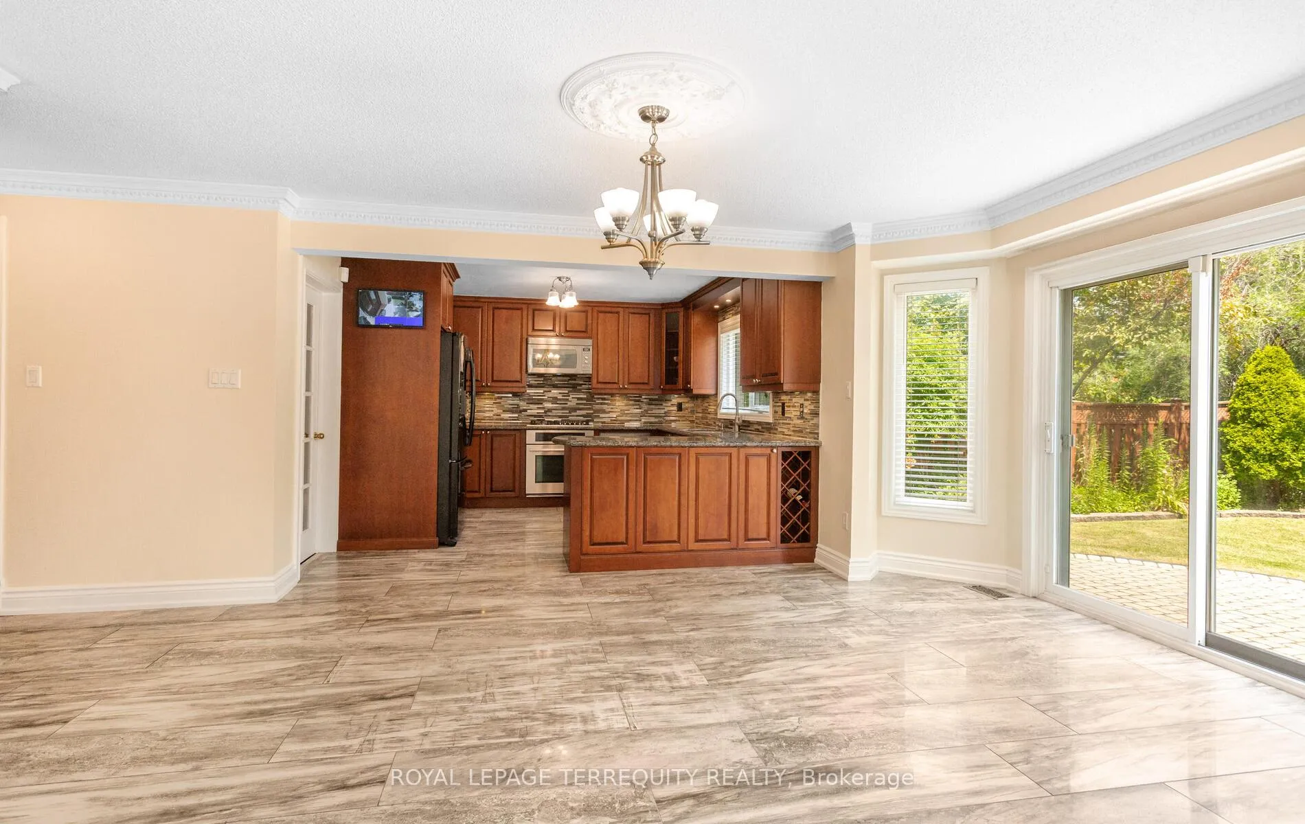 Photo 17 of 5839 Fieldon Road, Mississauga, Central Erin Mills — HOMEH